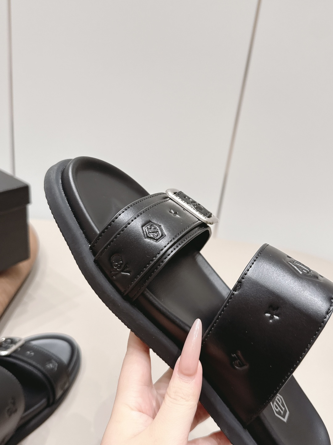 Chanel Classic Luxury Leather Shoe Loafer Ref.0850F026 6