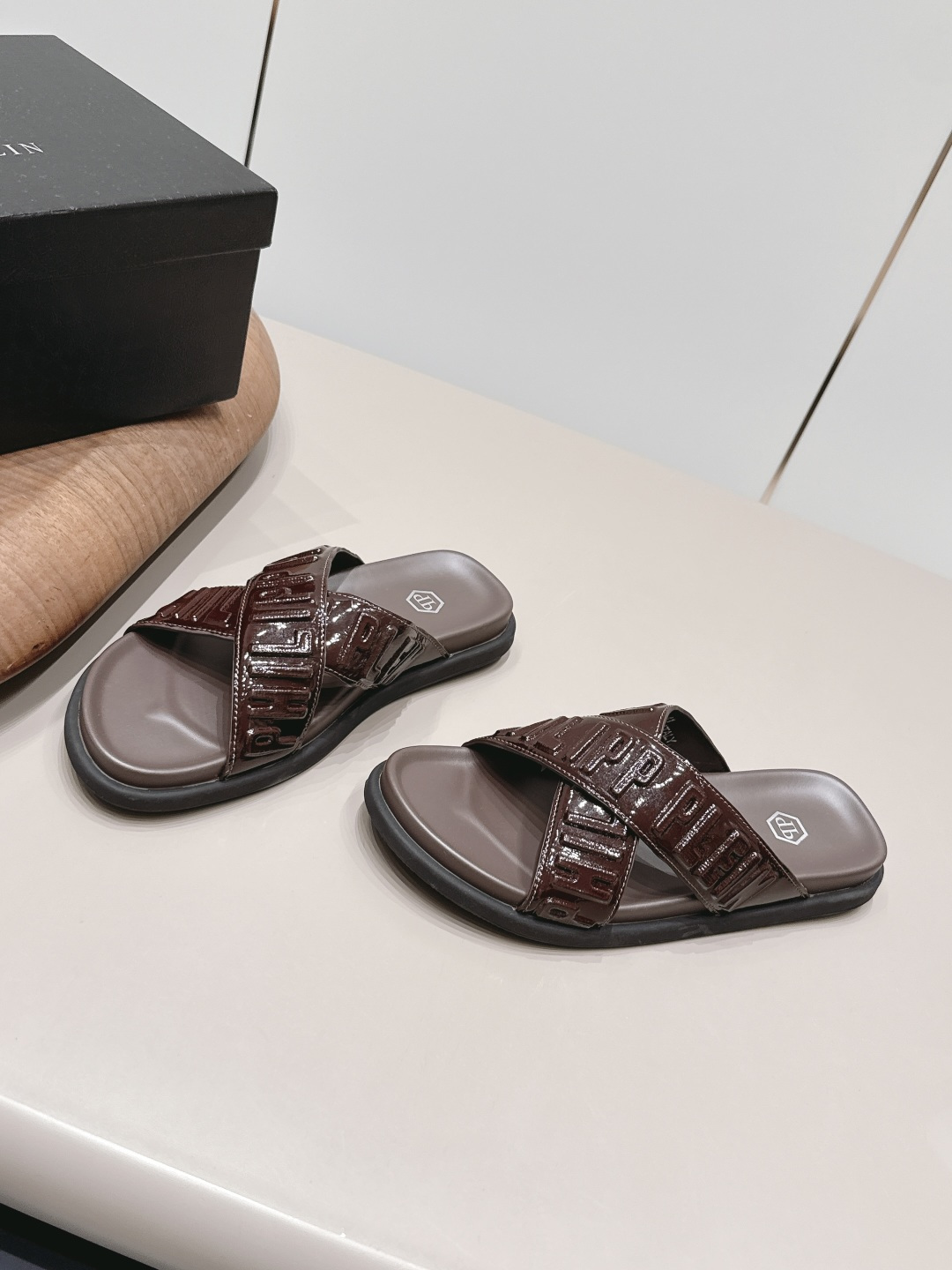 路铂廷 Christian Louboutin 经典高奢皮鞋鞋履高跟鞋 #FF9B01DD 2