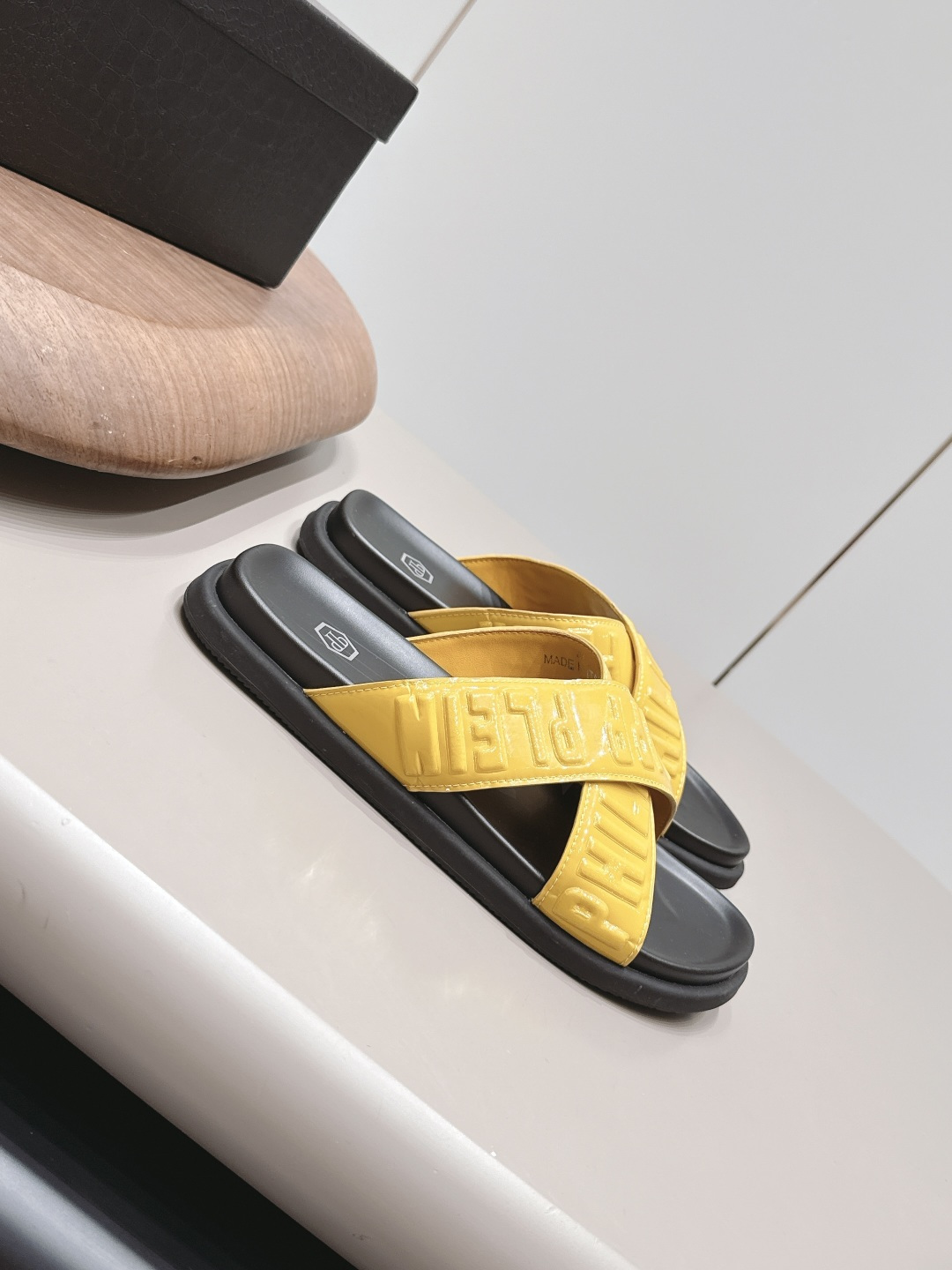 Alaïa Classic Luxury Leather Shoe Loafer Ref 3