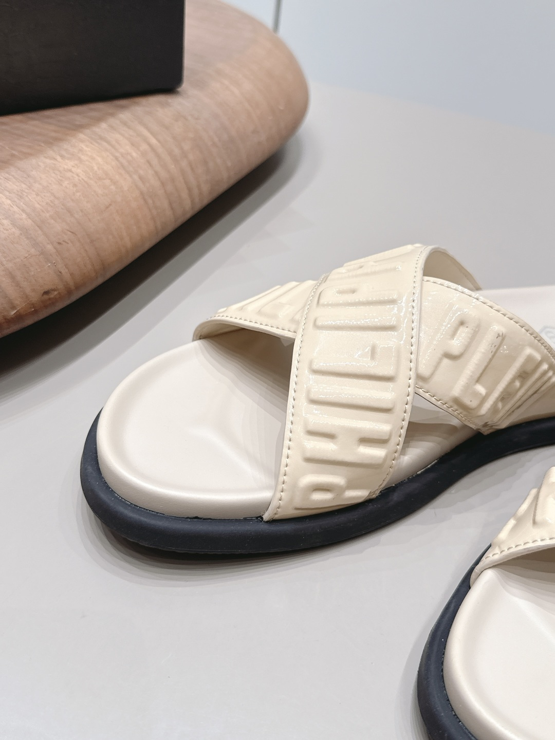 Burberry Classic Luxury Leather Shoe Loafer Ref 6