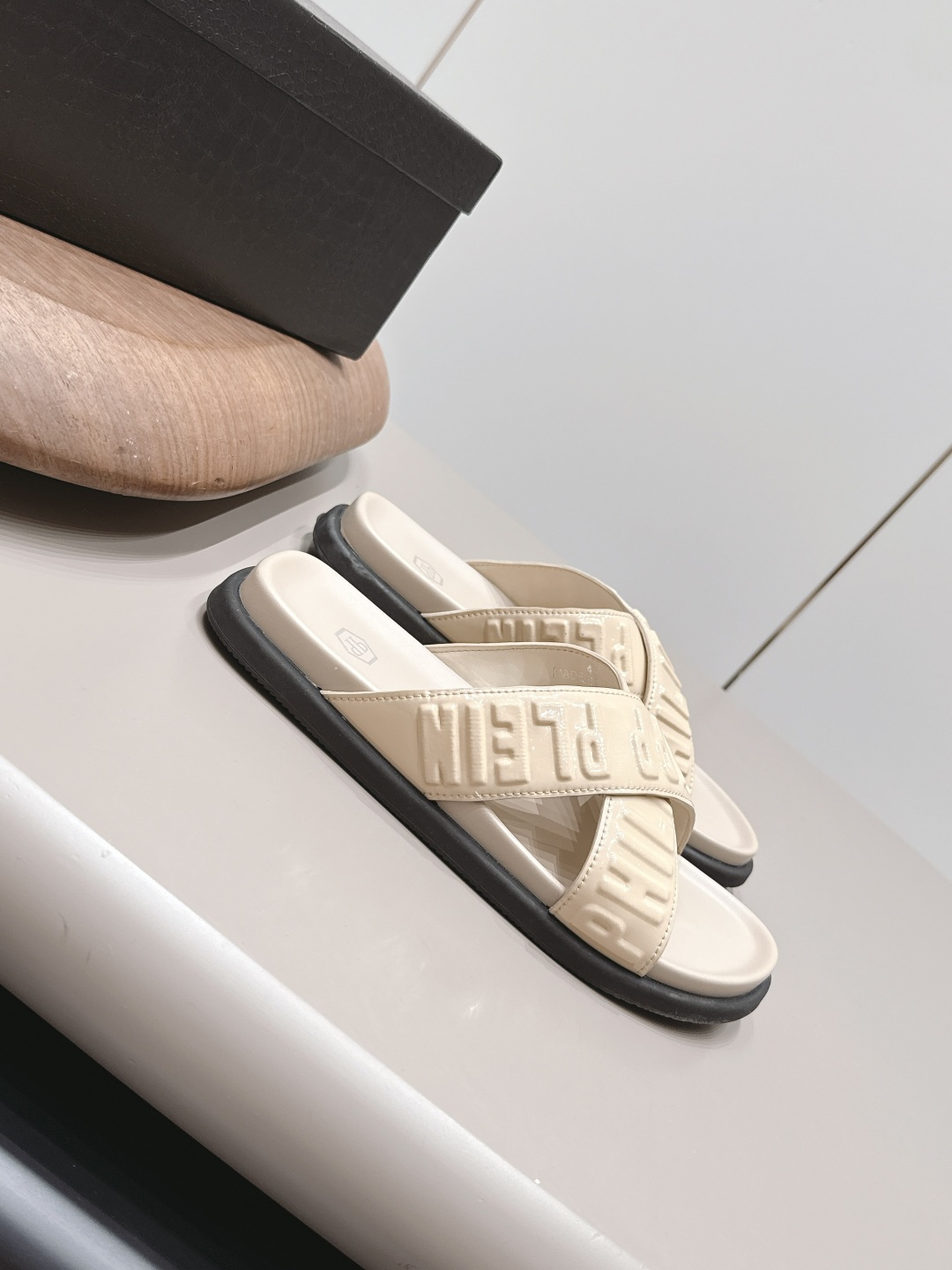 Burberry Classic Luxury Leather Shoe Loafer Ref 3