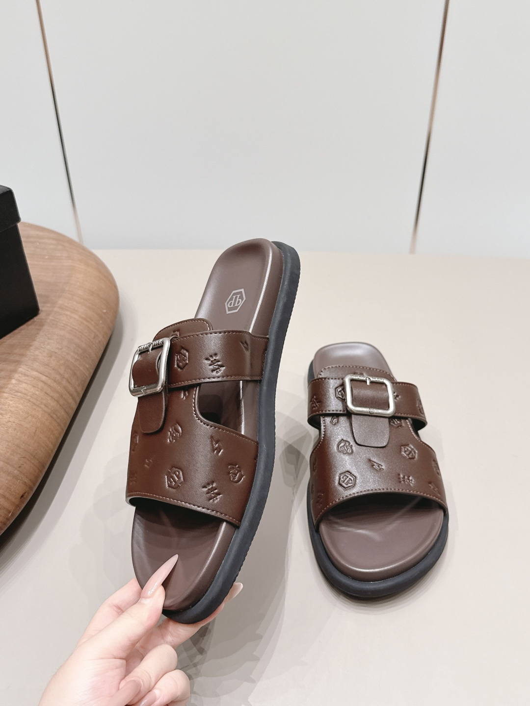 Jimmy Choo Classic Luxury Leather Shoe Loafer Ref.952EE73A 4