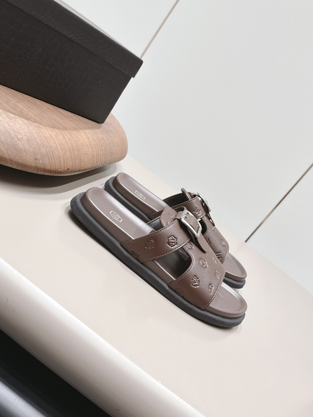 Jimmy Choo Classic Luxury Leather Shoe Loafer Ref.952EE73A 3