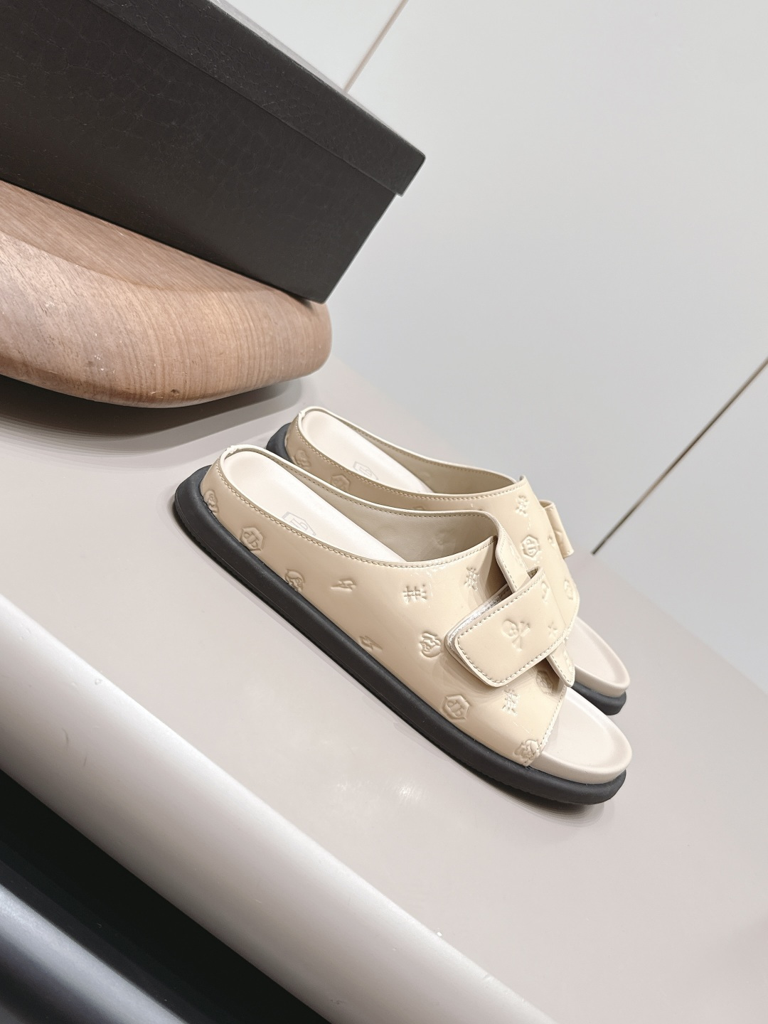 Celine Classic Luxury Leather Shoe Loafer Ref.4FC9F06D 3