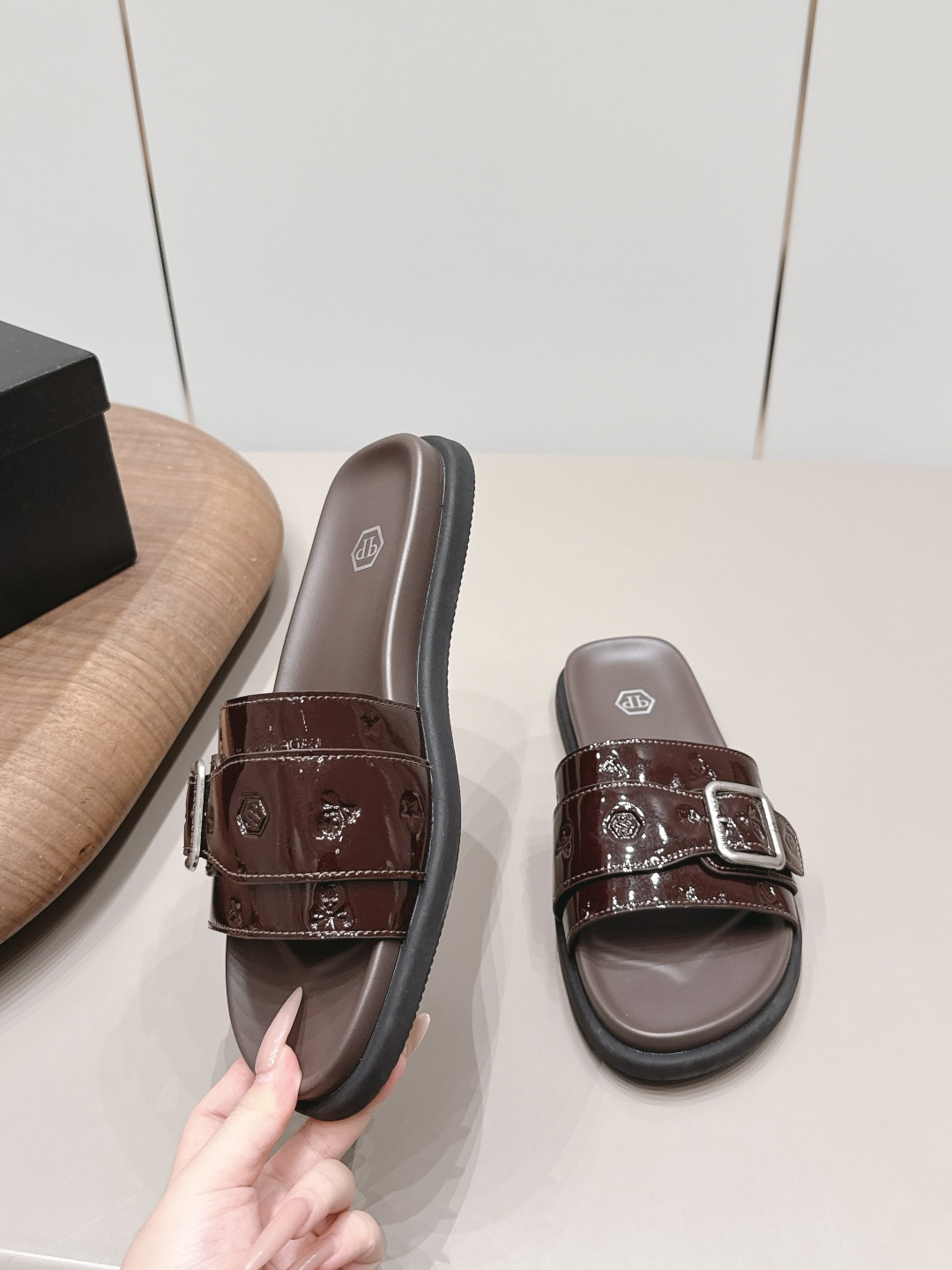 爱马仕 Hermès 经典高奢皮鞋鞋履高跟鞋 #FC10E1C5 4