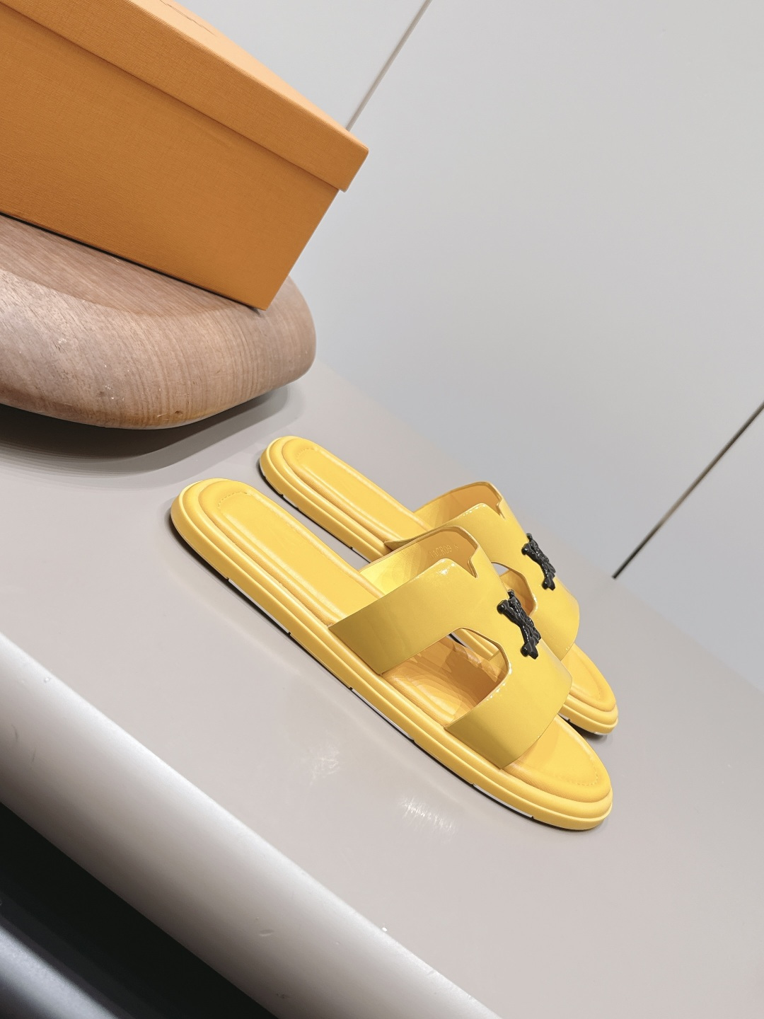 Louis Vuitton Luxury Footwear Collection 3