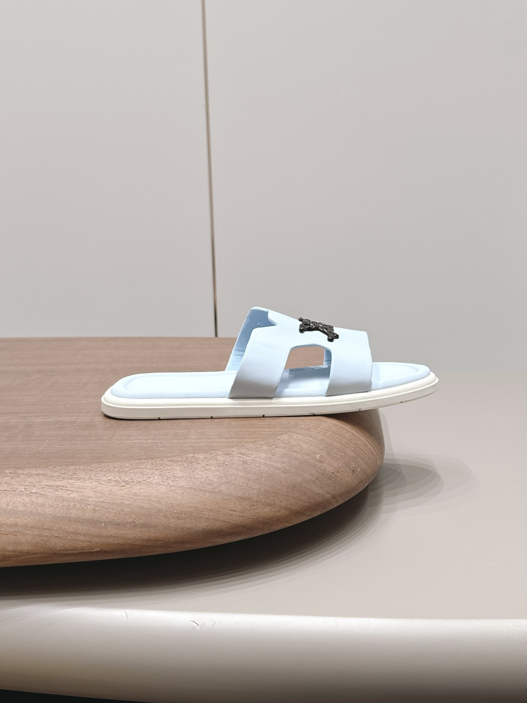 Louis Vuitton Luxury Footwear Collection 5