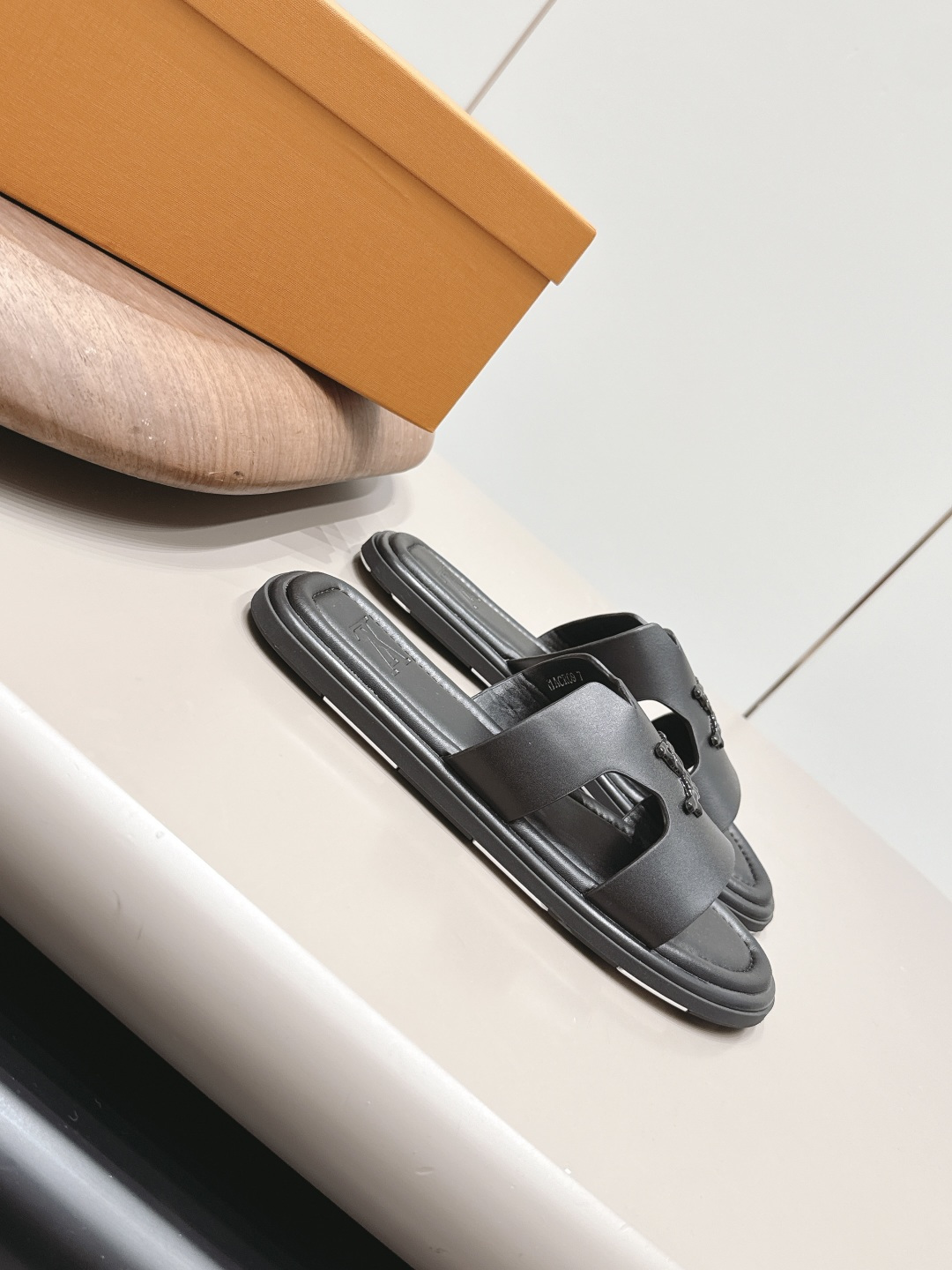 Louis Vuitton Luxury Footwear Collection 3