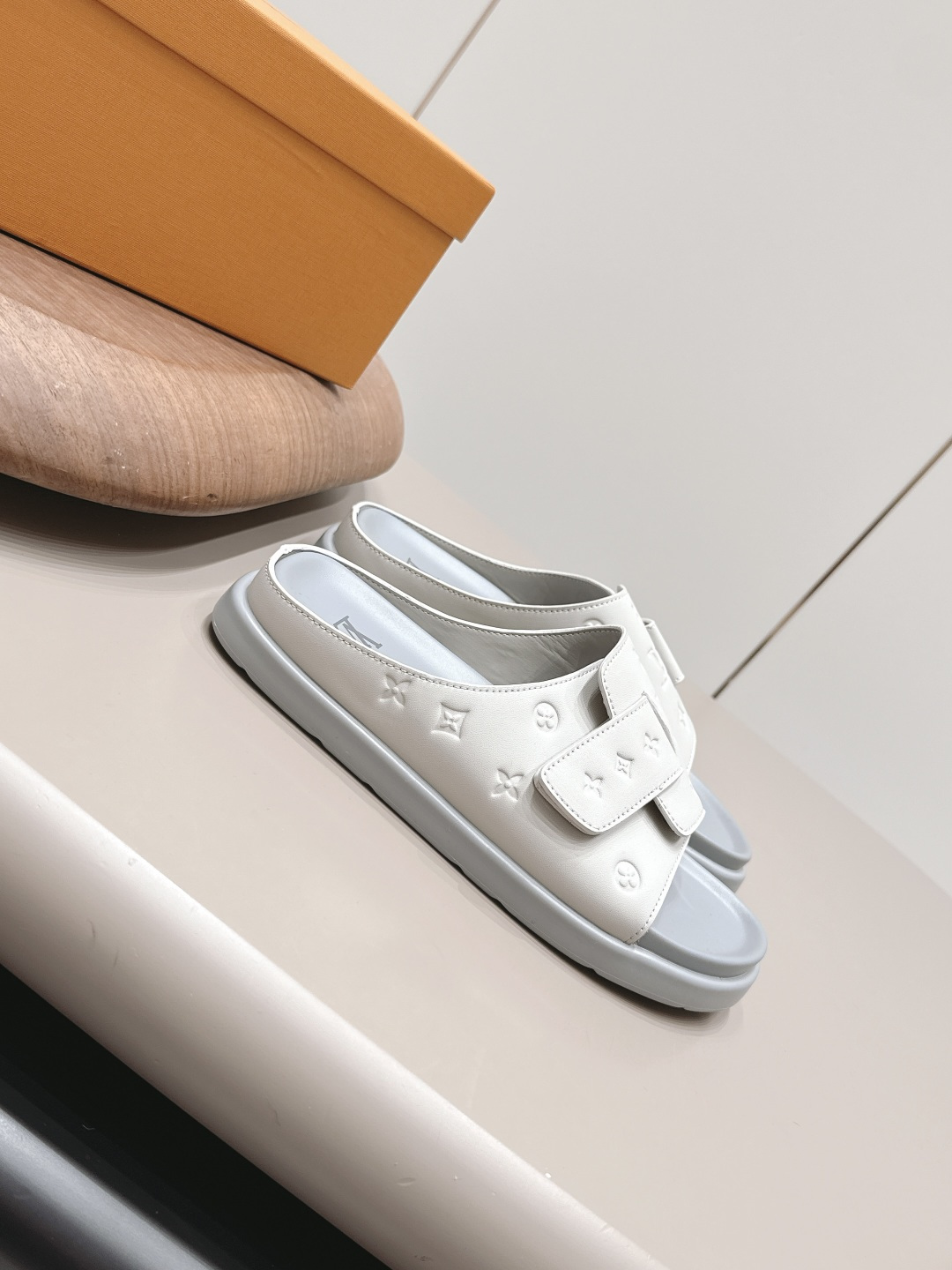 Louis Vuitton Luxury Footwear Collection 3