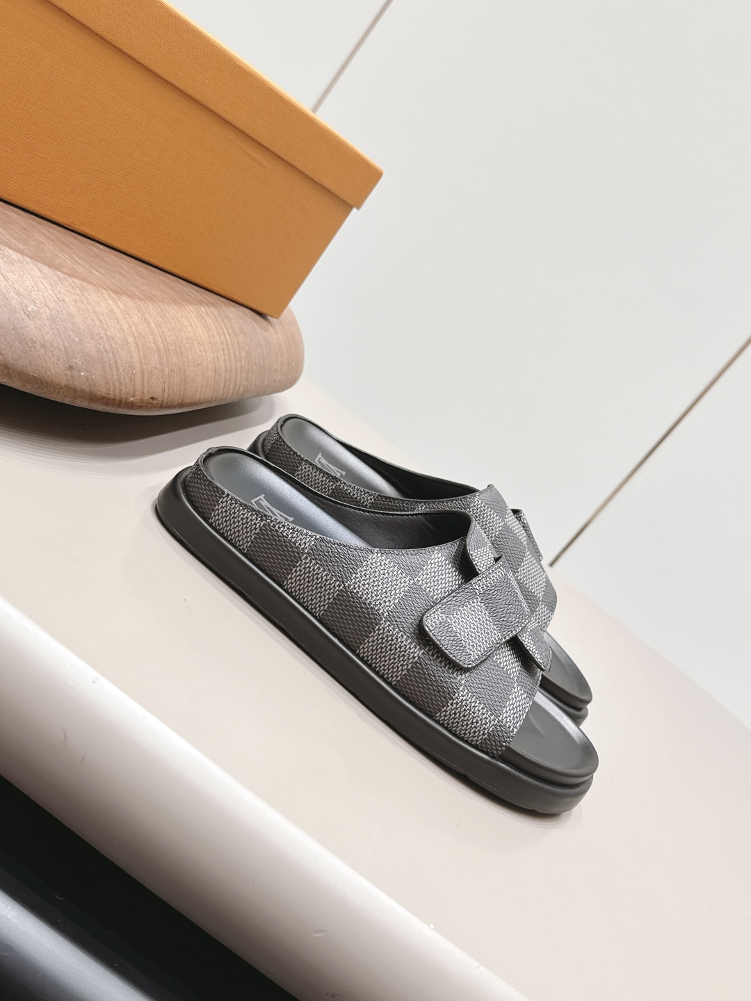 Louis Vuitton Luxury Footwear Collection 3