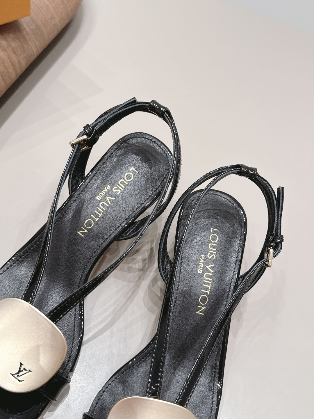 Chanel Classic Luxury Leather Shoe Loafer Ref.957CA657 7
