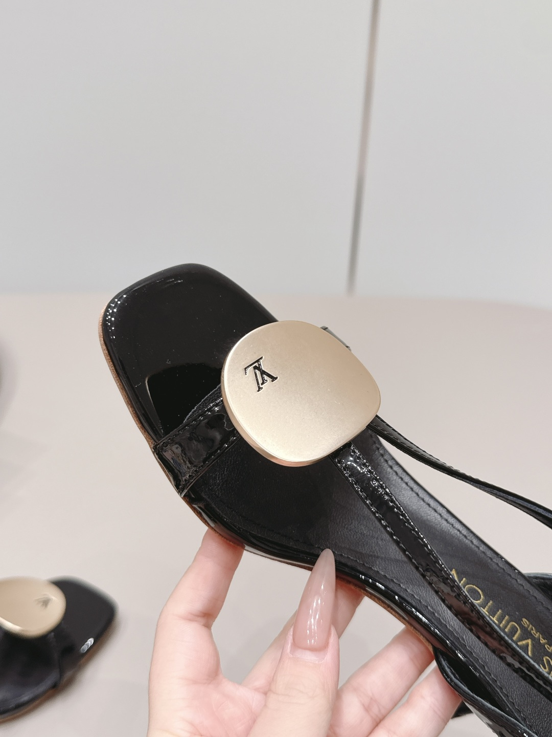 Chanel Classic Luxury Leather Shoe Loafer Ref.957CA657 6