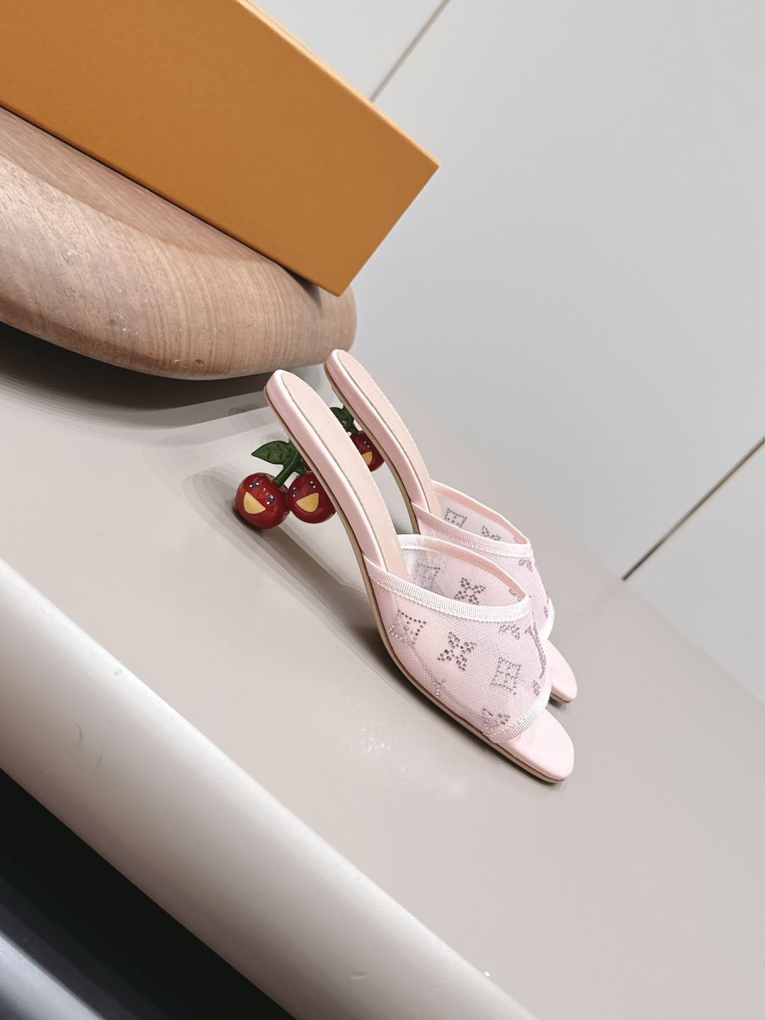 Prada Classic Luxury Leather Shoe Loafer Ref.92048821 3