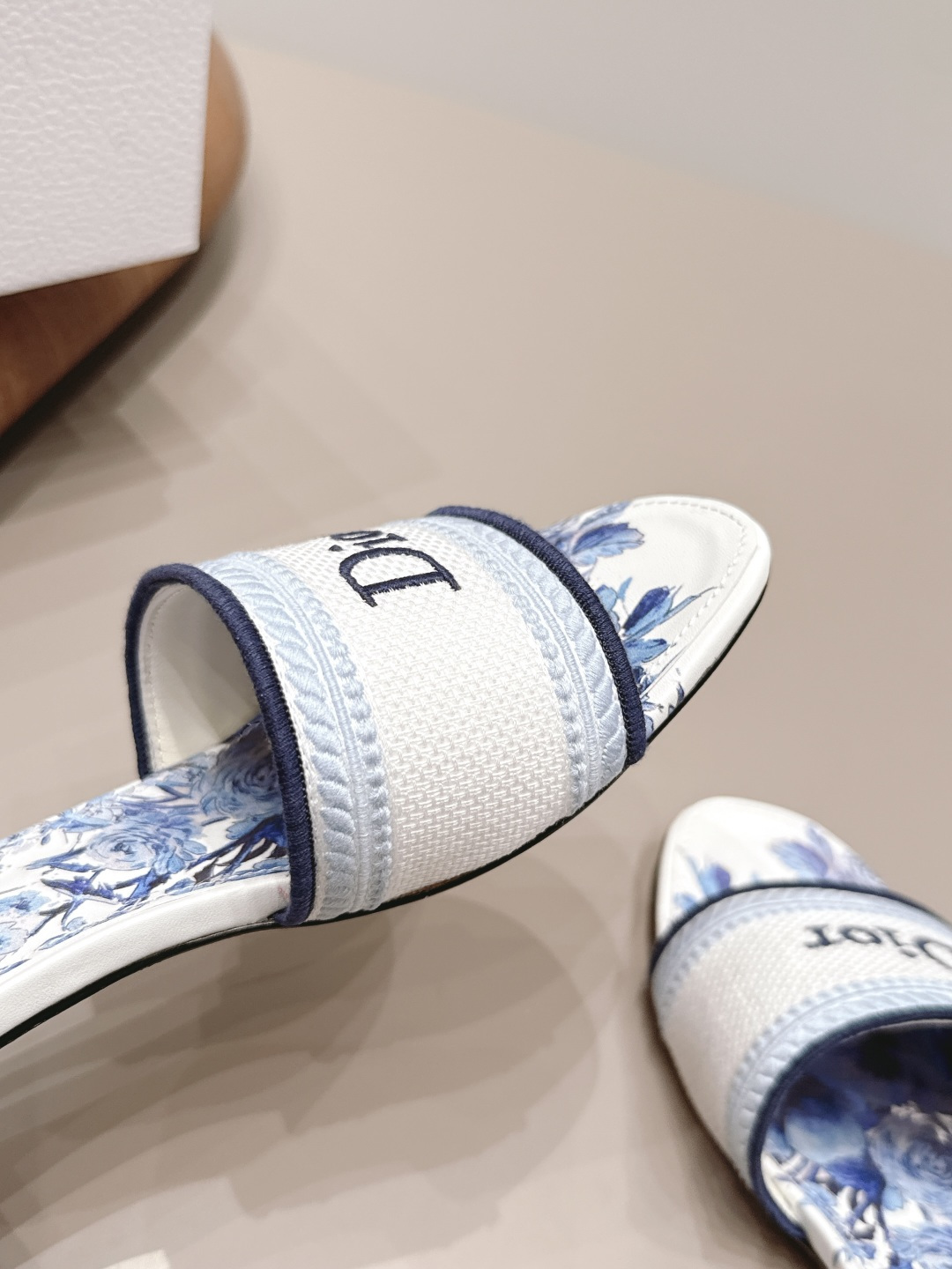 Dior 26 Spring/Summer new fashion sandals series 6
