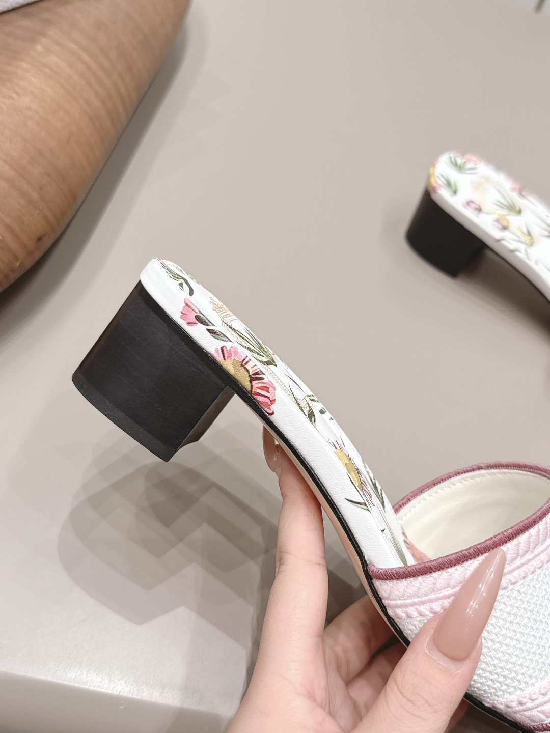Dior 26 vs Spring/Summer new fashion sandal collection 8