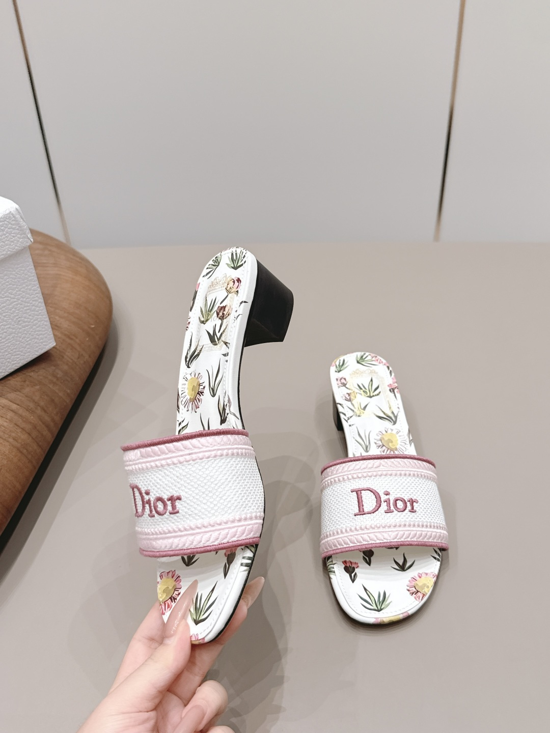 Dior 26 vs Spring/Summer new fashion sandal collection 4