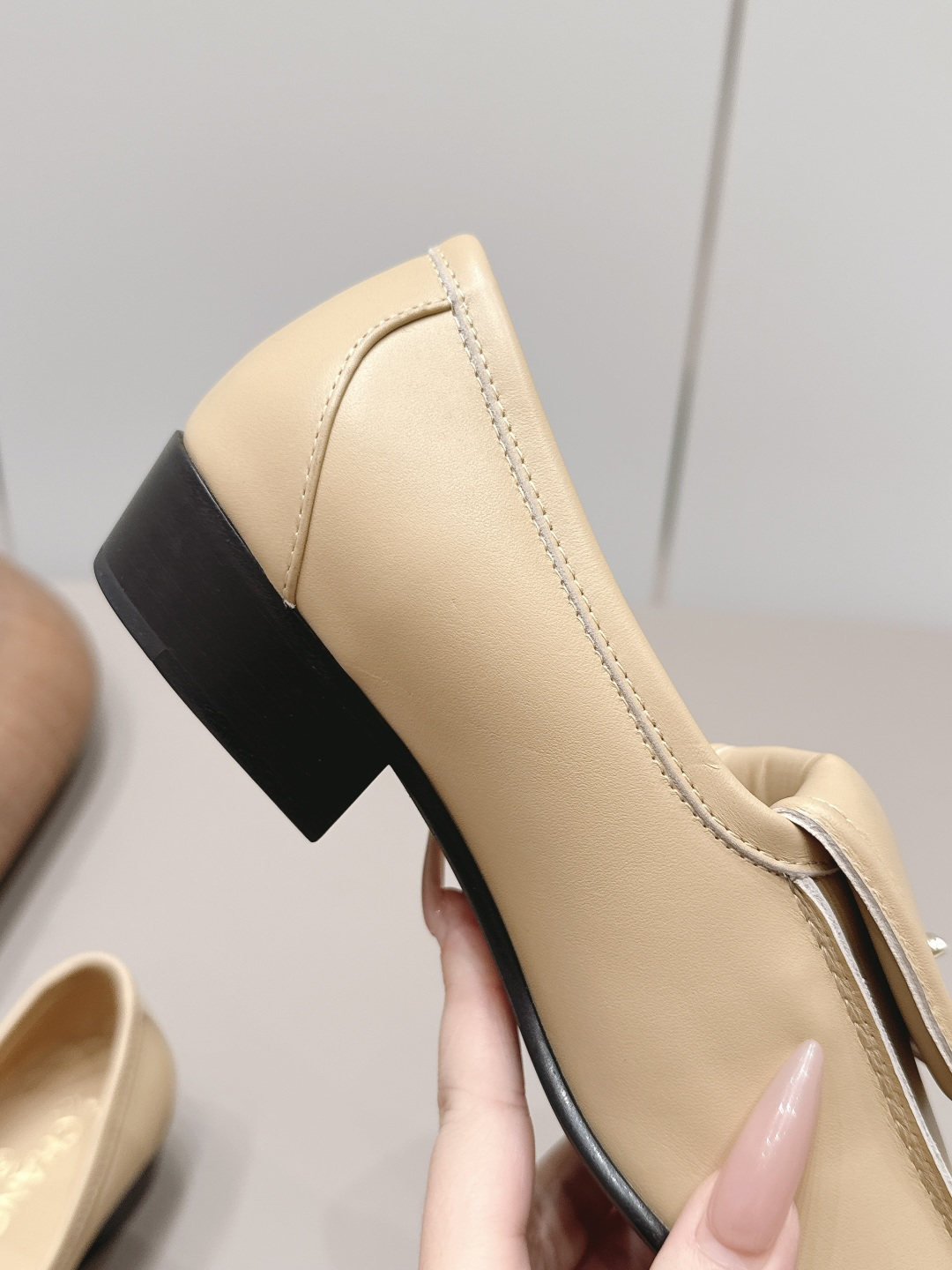Chanel Classic Luxury Leather Shoe Loafer Ref 8