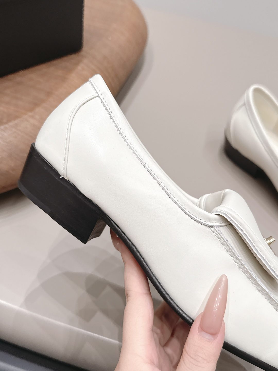 Chanel Classic Luxury Leather Shoe Loafer Ref 8