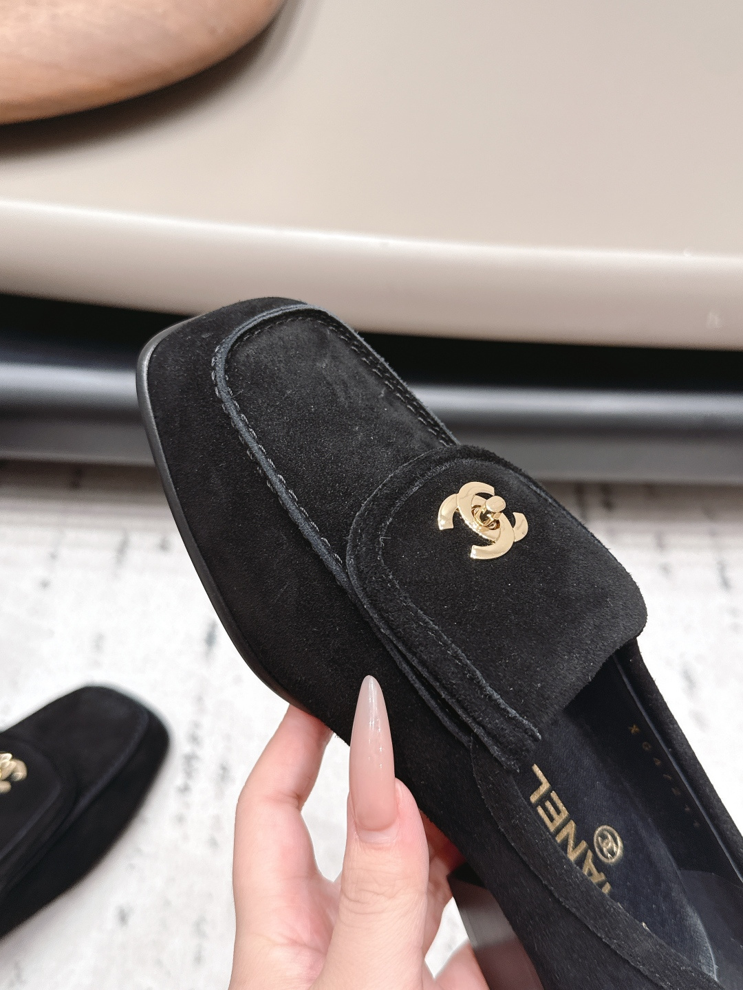 Chanel Classic Luxury Leather Shoe Loafer Ref.676711BC 6
