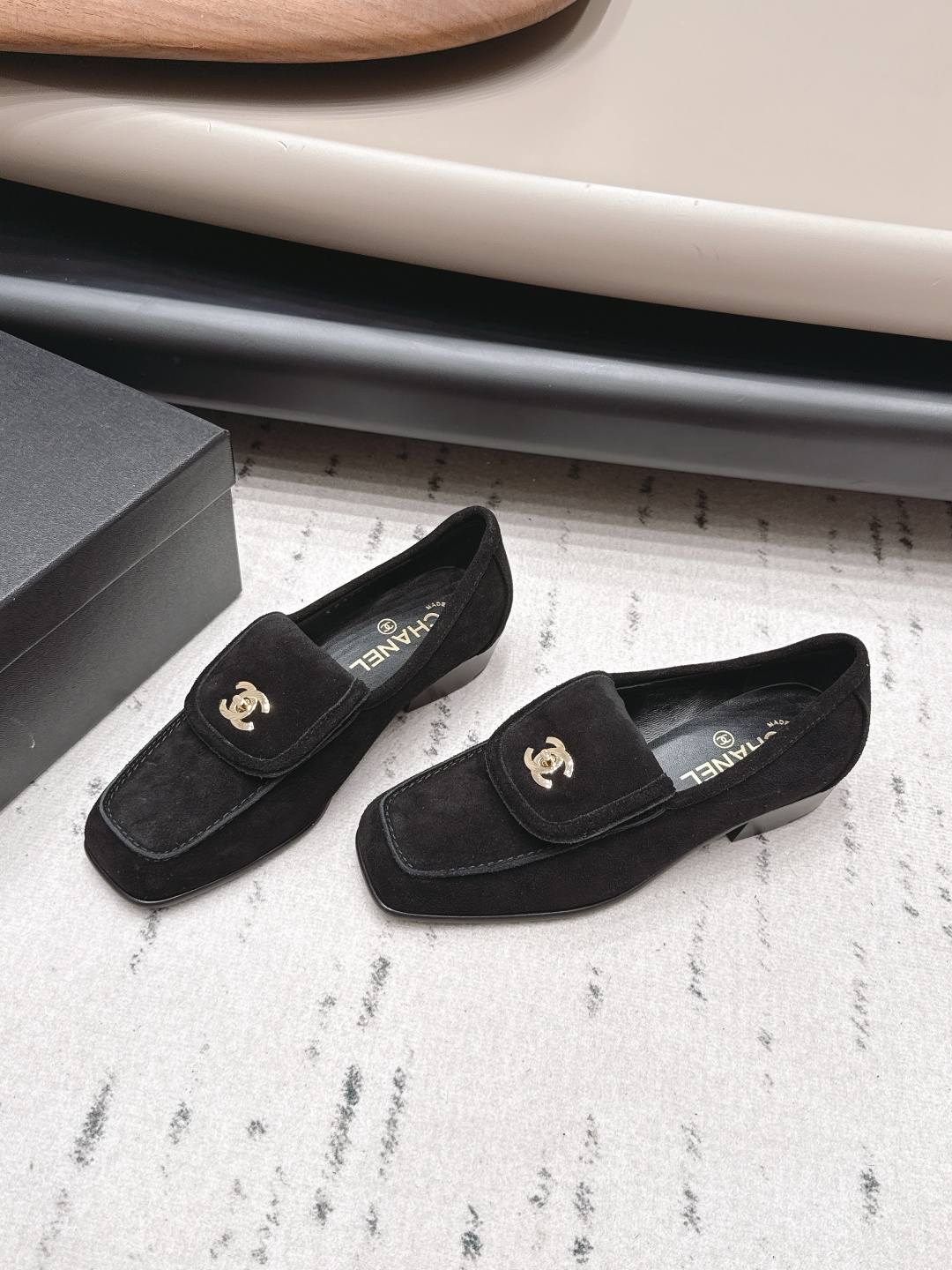 Chanel Classic Luxury Leather Shoe Loafer Ref.676711BC 2