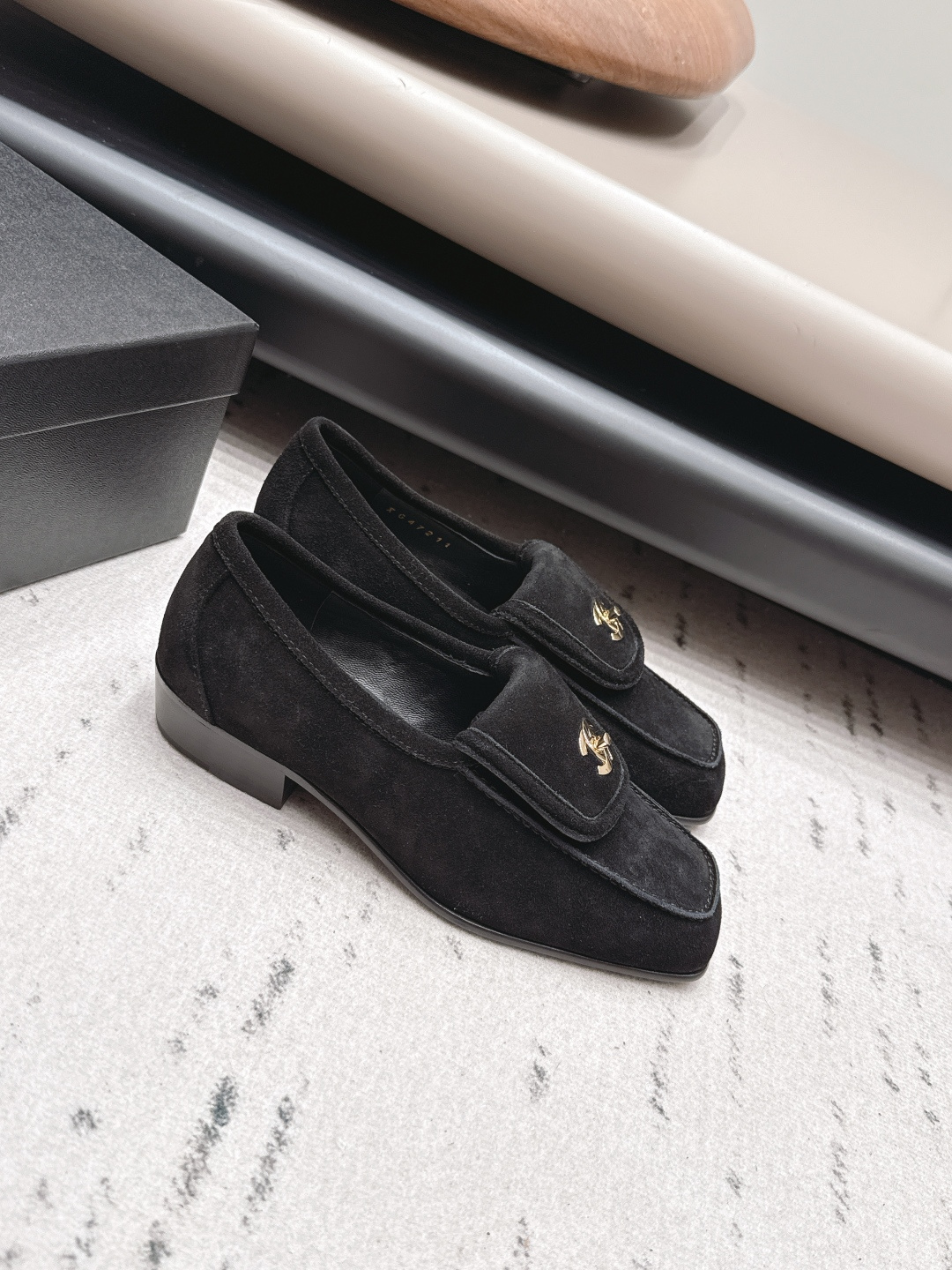 Chanel Classic Luxury Leather Shoe Loafer Ref.676711BC 3