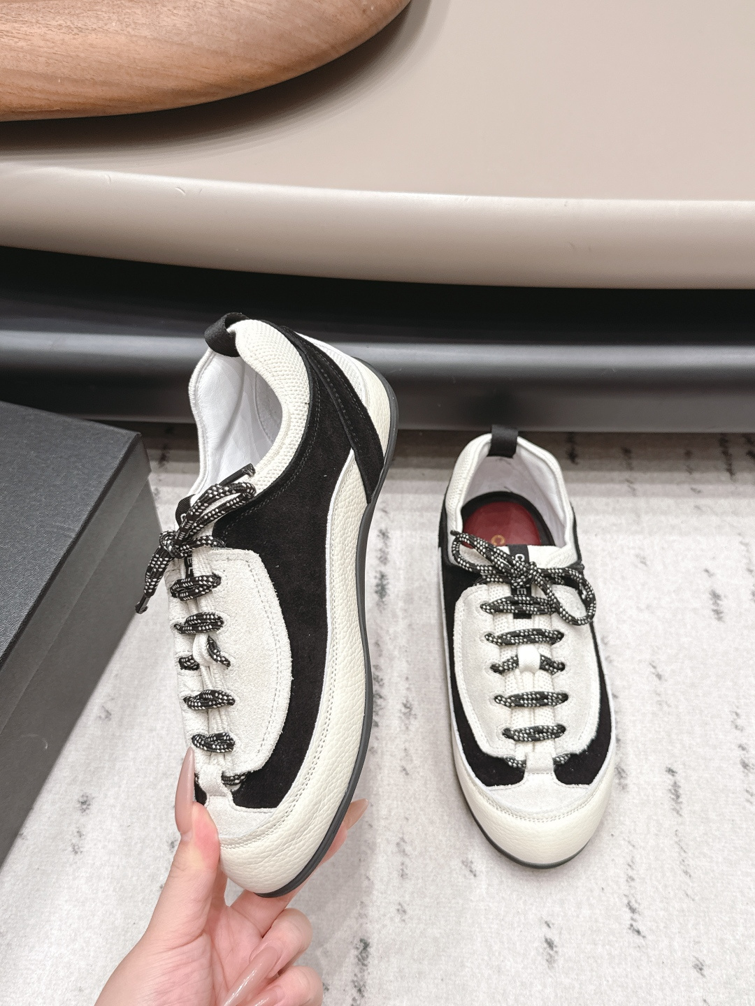Chanel Classic Luxury Leather Shoe Loafer Ref 4