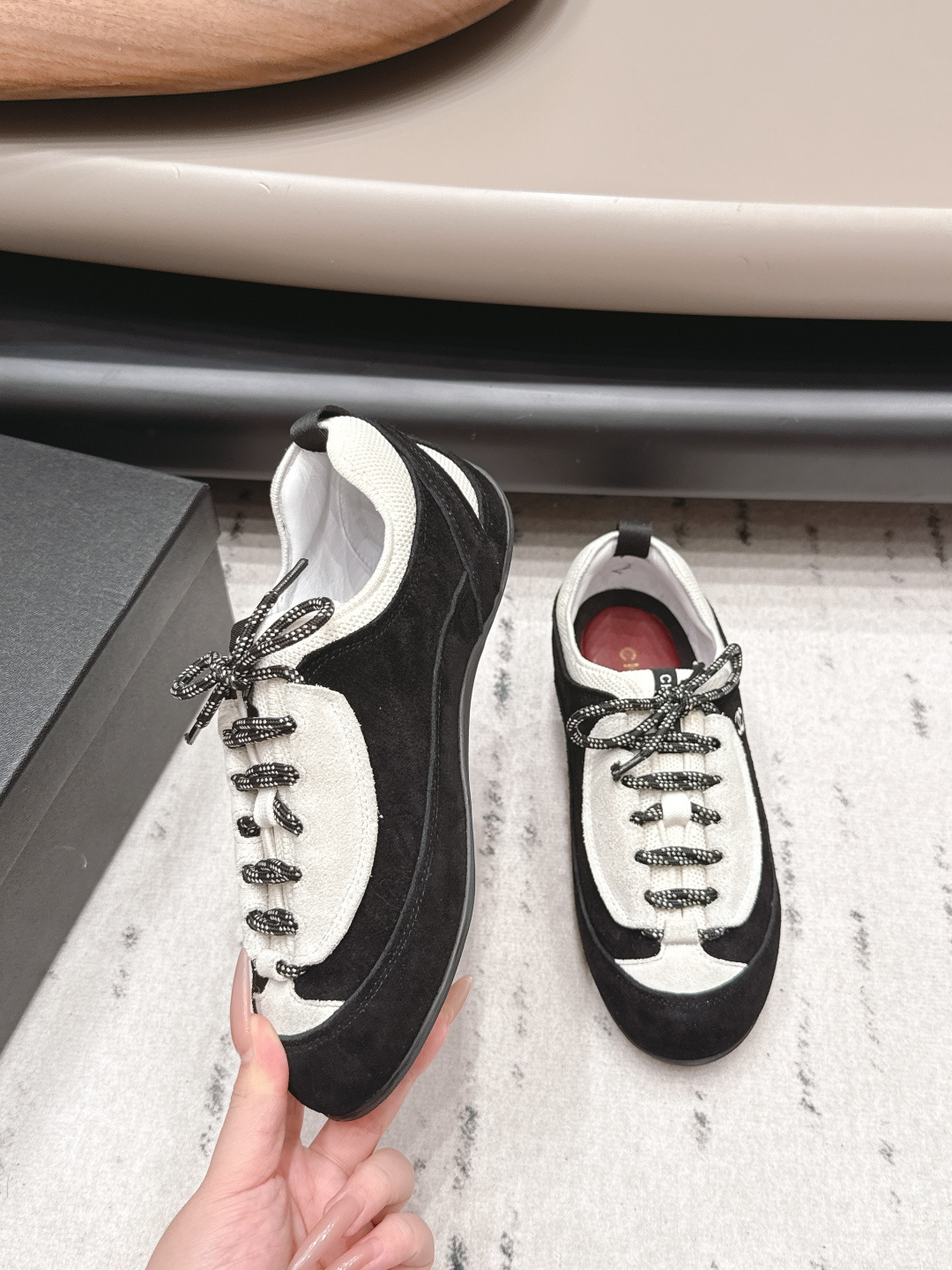 Chanel Classic Luxury Leather Shoe Loafer Ref 4