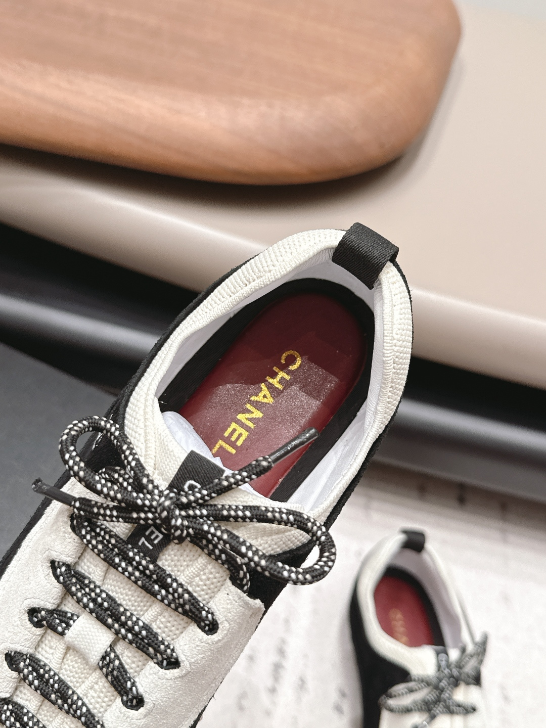 Chanel Classic Luxury Leather Shoe Loafer Ref 8