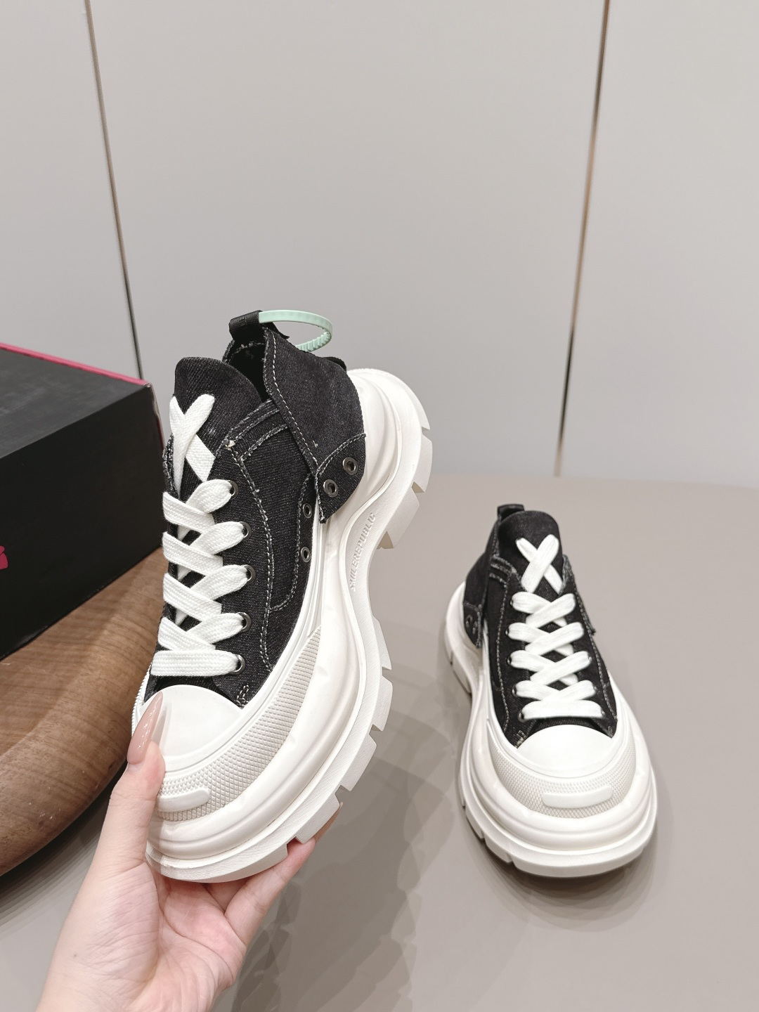 亚历山大麦昆 Alexander McQueen 经典高奢皮鞋鞋履高跟鞋 #CFB7F760 4