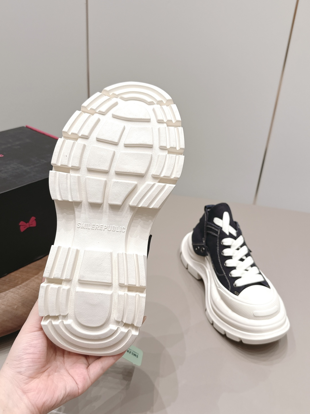 Alaïa Classic Luxury Leather Shoe Loafer Ref 9