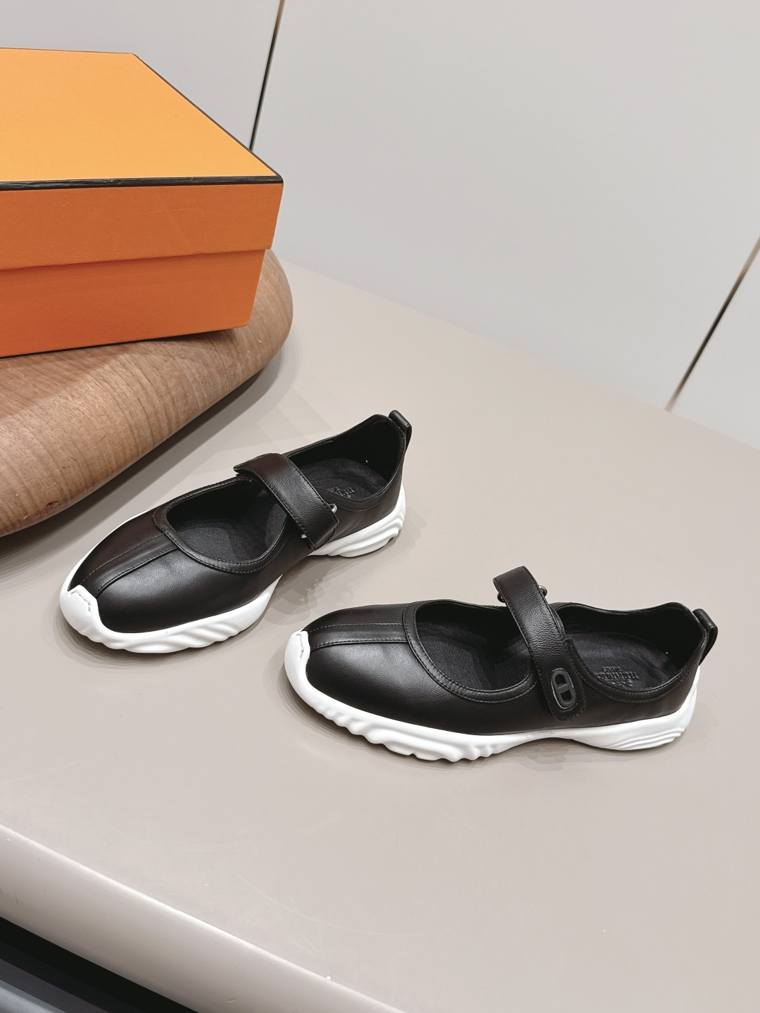 Hermès 26 Spring/Summer new casual shoe collection 2