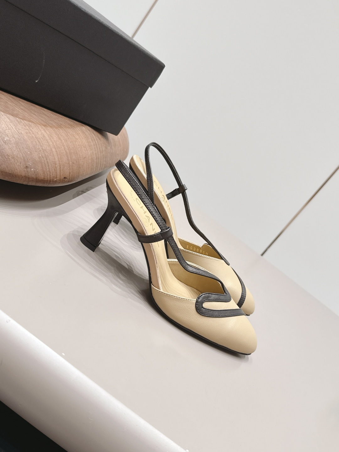 Chanel Classic Luxury Leather Shoe Loafer Ref.0B5C43B2 3