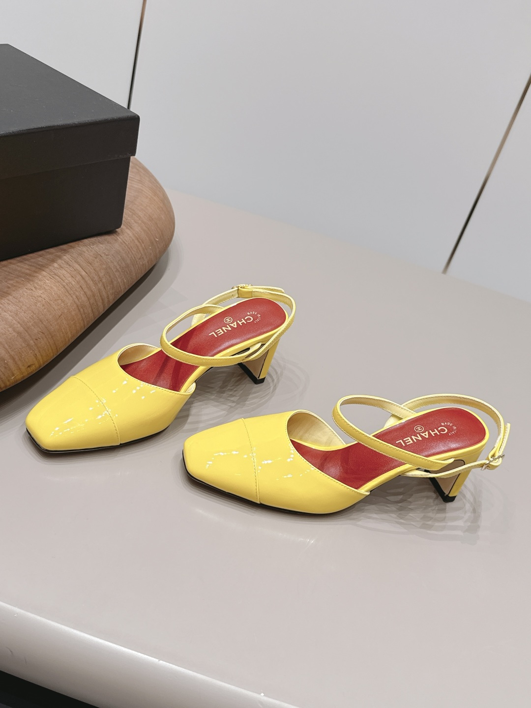 Chanel Classic Luxury Leather Shoe Loafer Ref.610DFFD1 3
