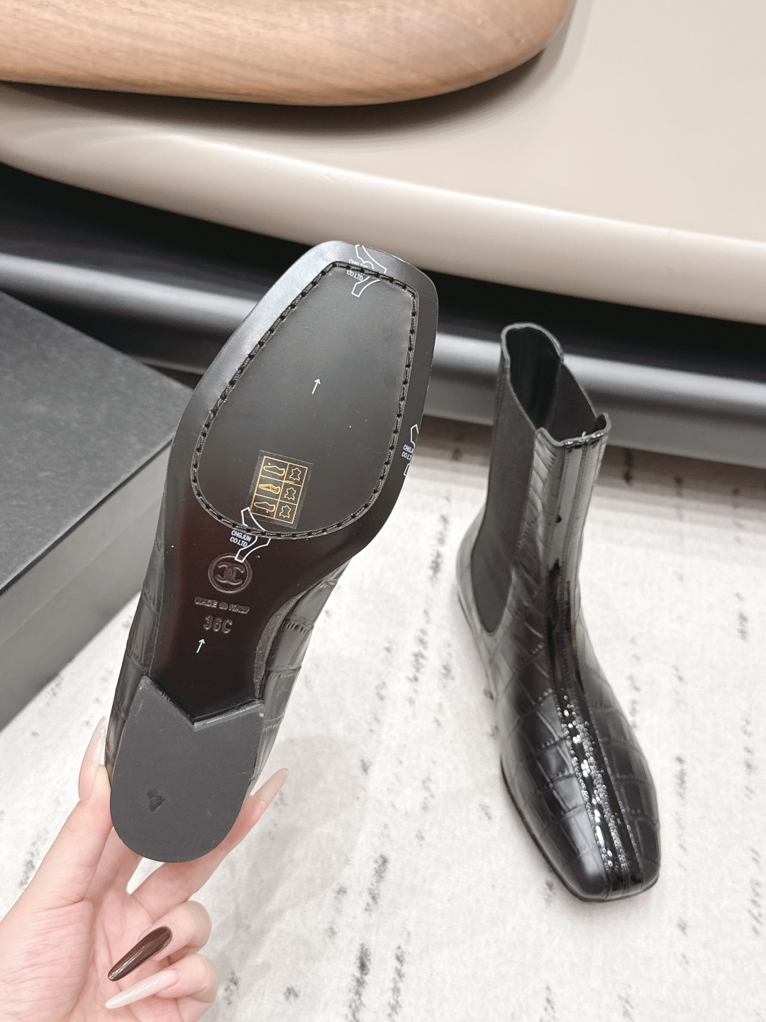 Chanel Haute Couture Classic Luxury Leather Loafer Shoe Ref.94FA6995 9