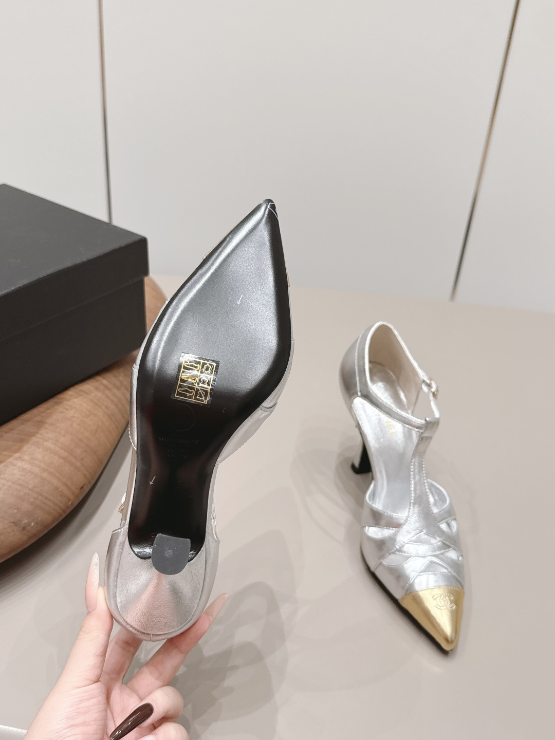 Chanel Classic Luxury Leather Shoe Loafer Ref 9