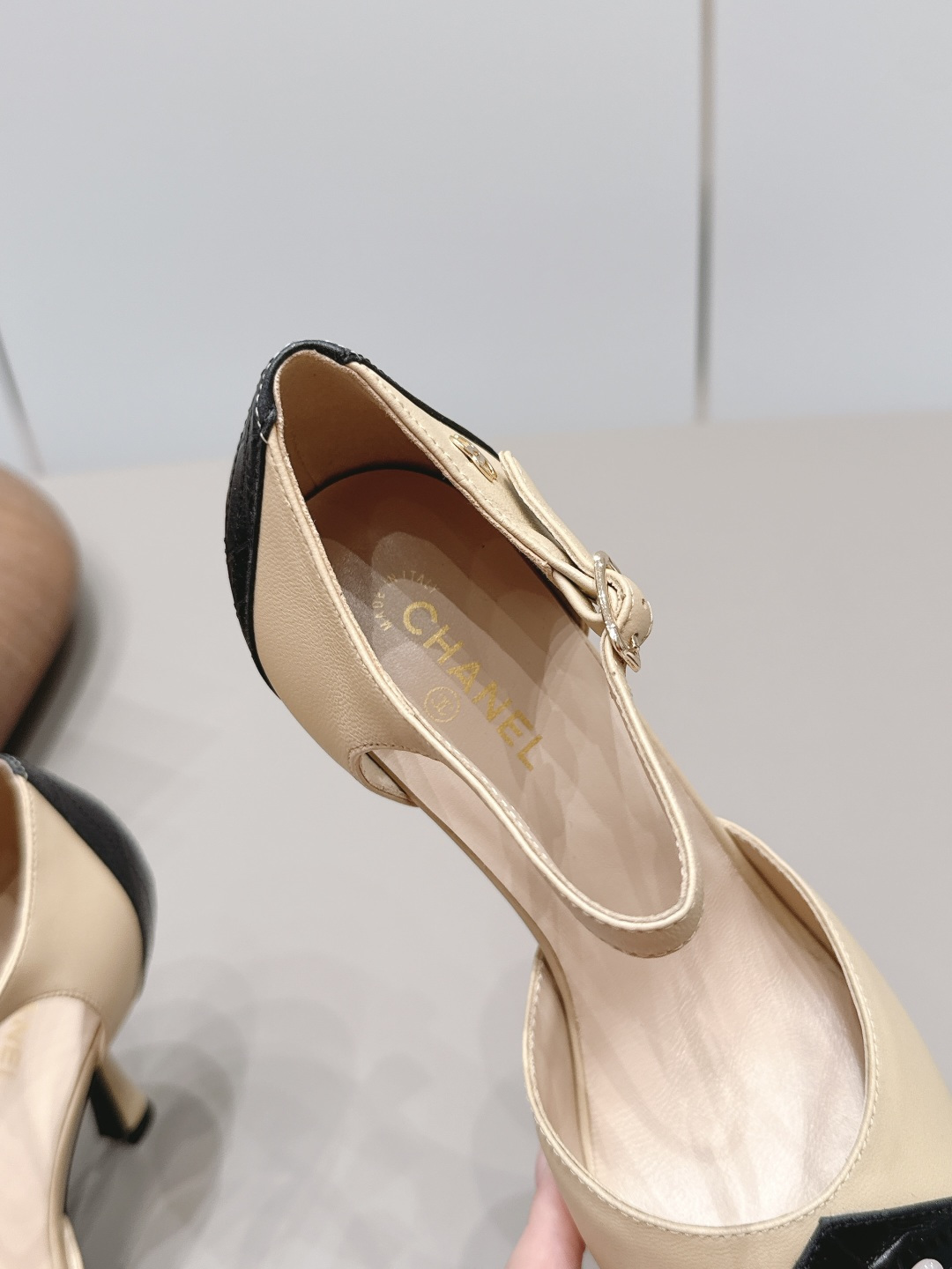 Chanel Classic Luxury Leather Shoe Loafer Ref.0B675675 7