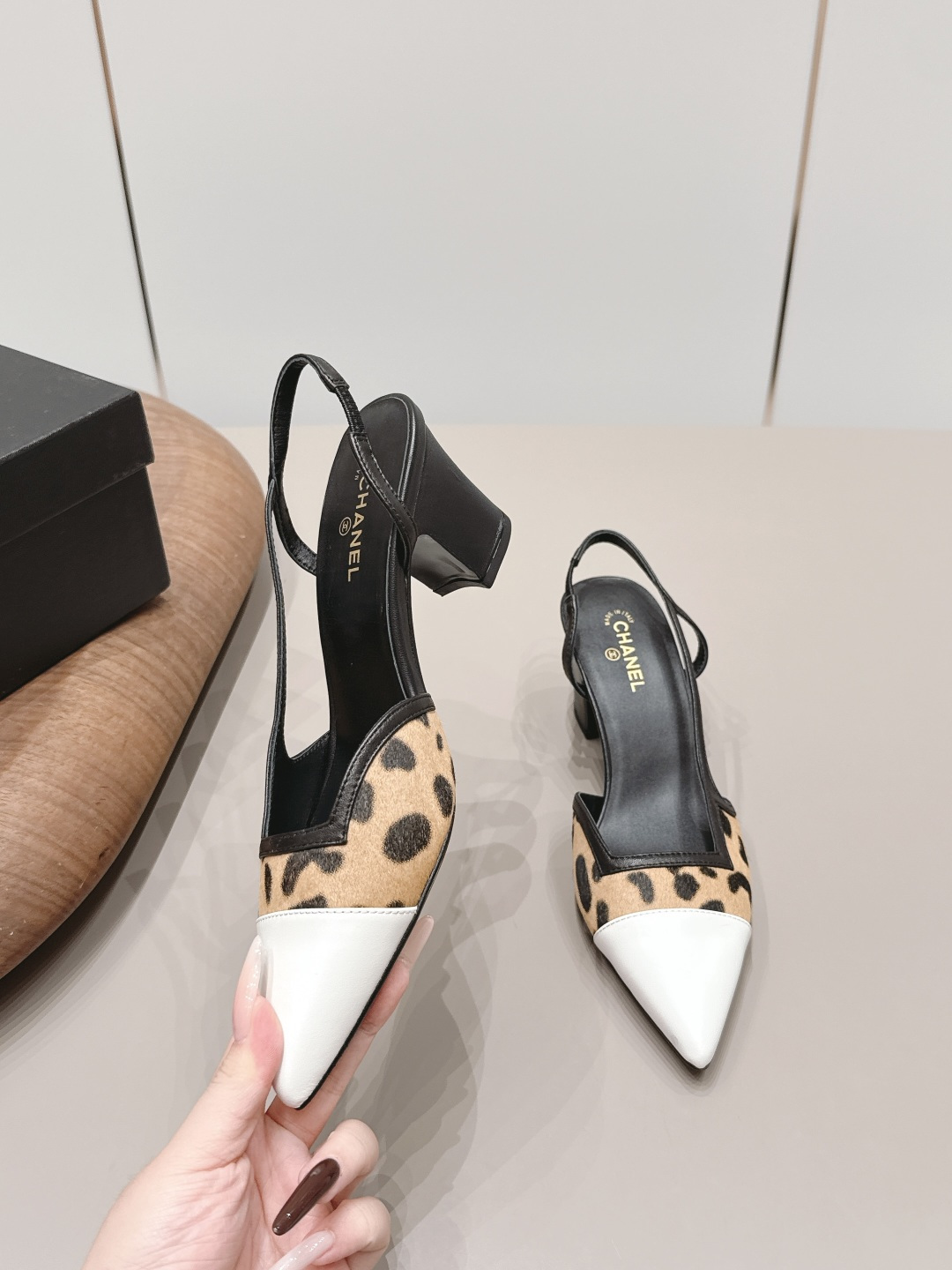 Chanel Classic Luxury Leather Shoe Loafer Ref.21485BF3 4
