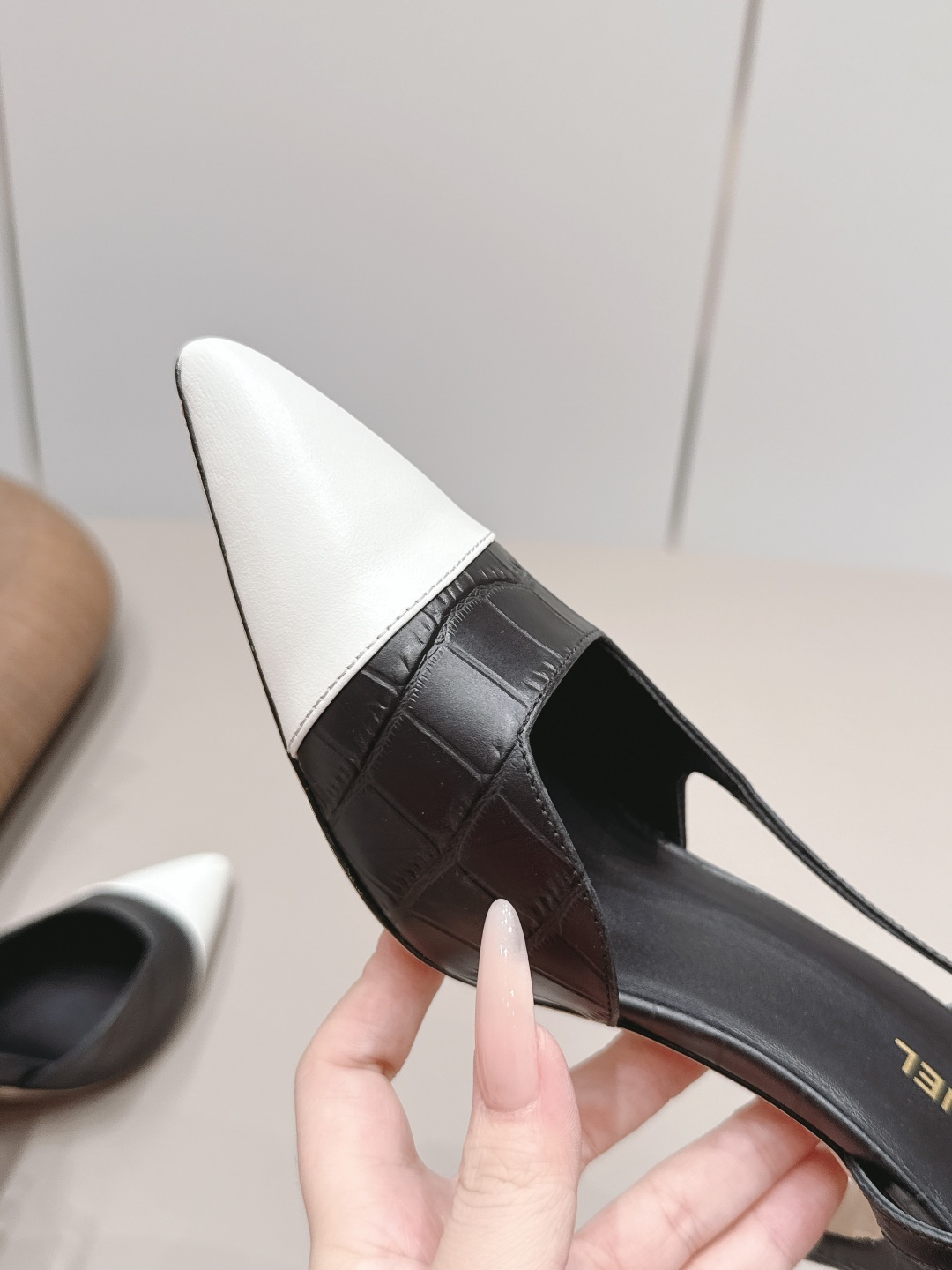 Chanel Classic Luxury Leather Shoe Loafer Ref.20F566EE 6