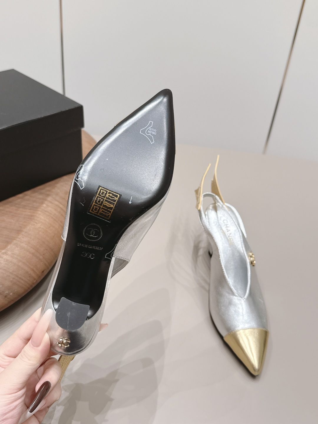 Chanel Classic Luxury Leather Shoe Loafer Ref.90F9348D 9