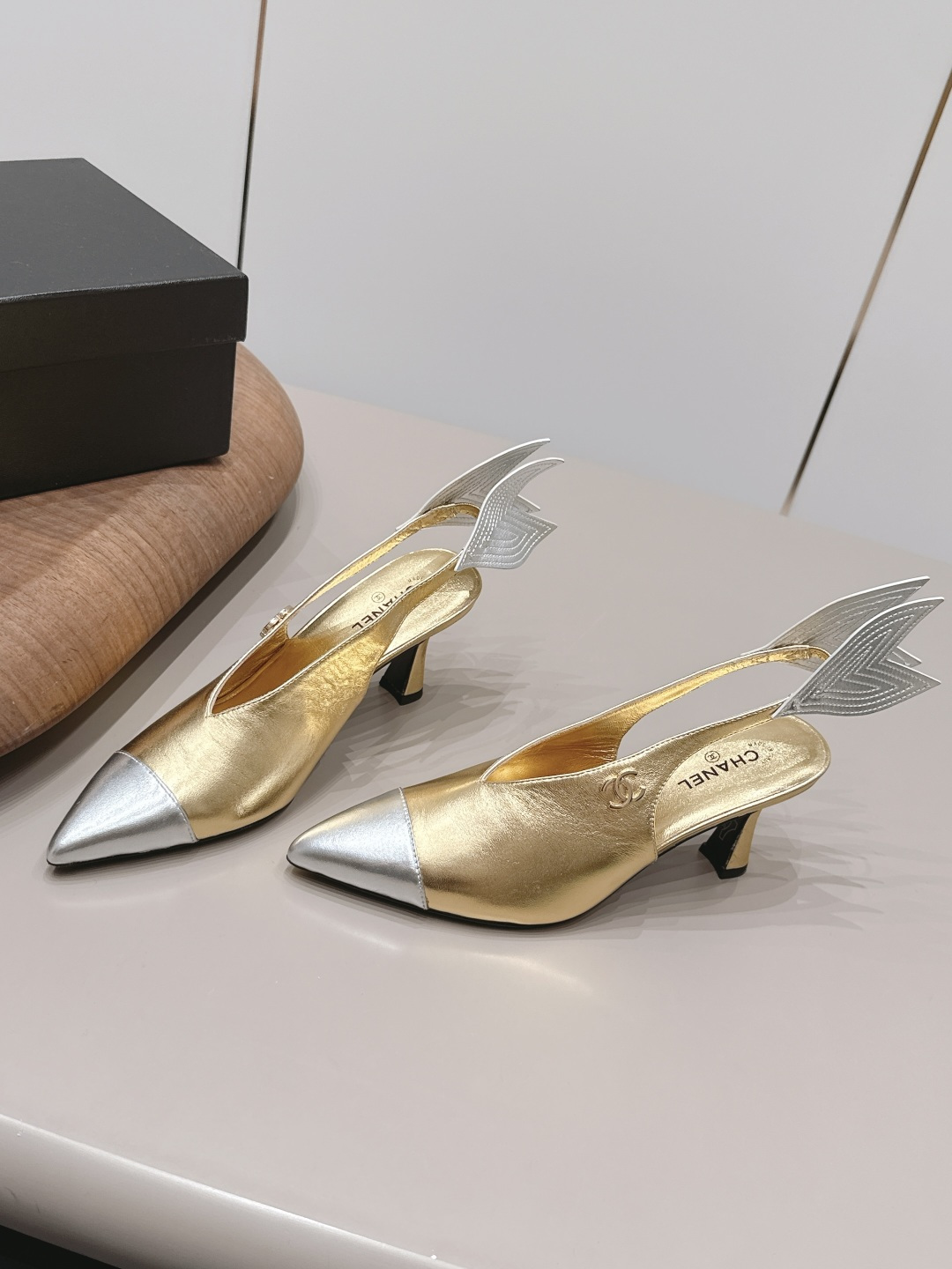 Chanel Classic Luxury Leather Shoe Loafer Ref.89F523C5 2