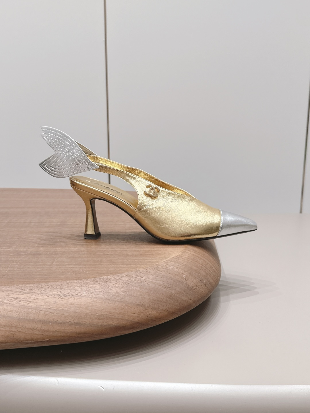 Chanel Classic Luxury Leather Shoe Loafer Ref.89F523C5 5