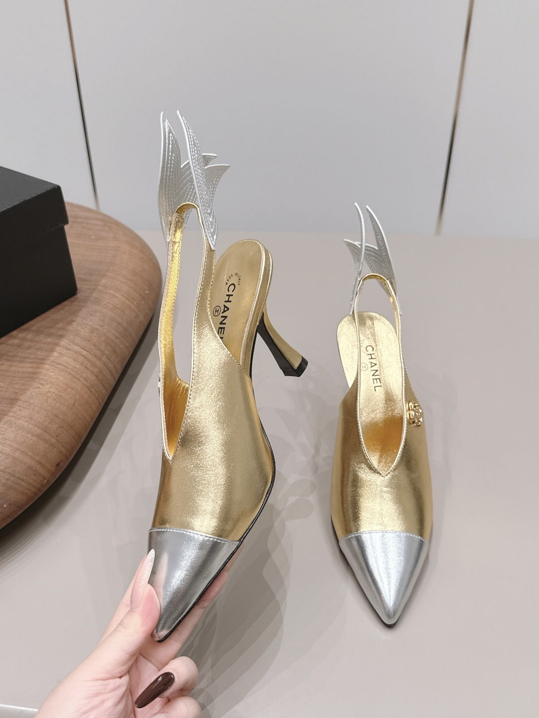 Chanel Classic Luxury Leather Shoe Loafer Ref.5F914FE5 4
