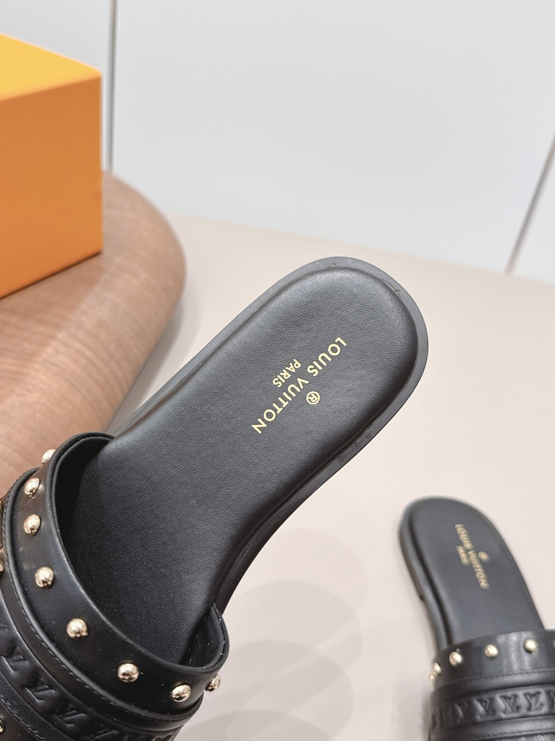 Fendi Classic Luxury Leather Shoe Loafer Ref.2AA7EFDB 7