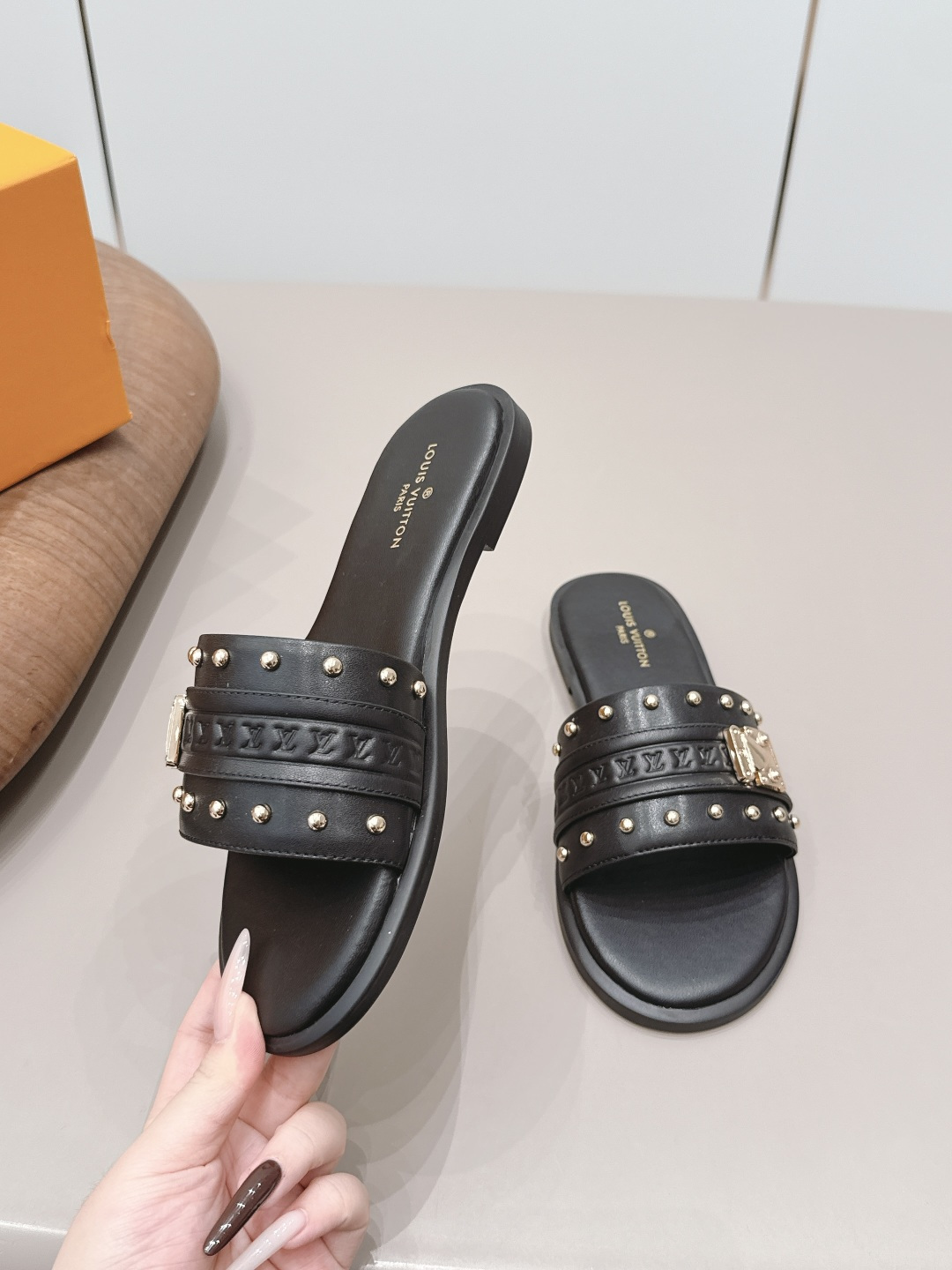 Fendi Classic Luxury Leather Shoe Loafer Ref.2AA7EFDB 4