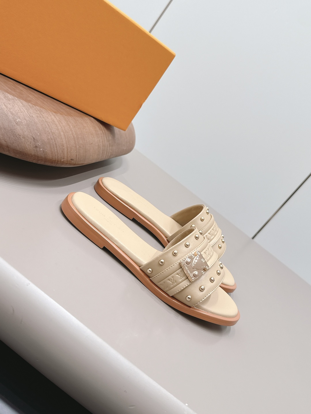 Saint Laurent Classic Luxury Leather Shoe Loafer Ref 3