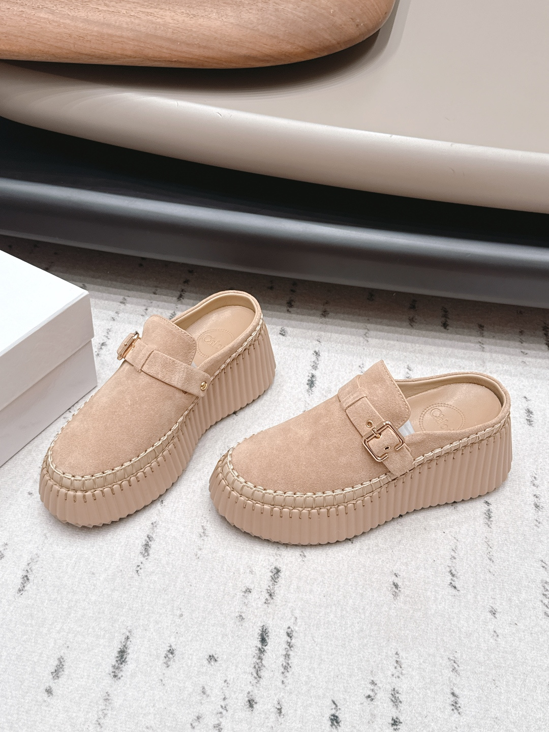 Jimmy Choo Classic Luxury Leather Shoe Loafer Ref 2