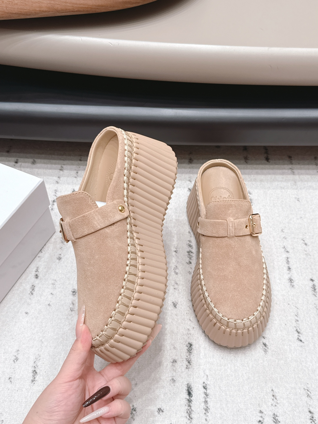 Jimmy Choo Classic Luxury Leather Shoe Loafer Ref 4