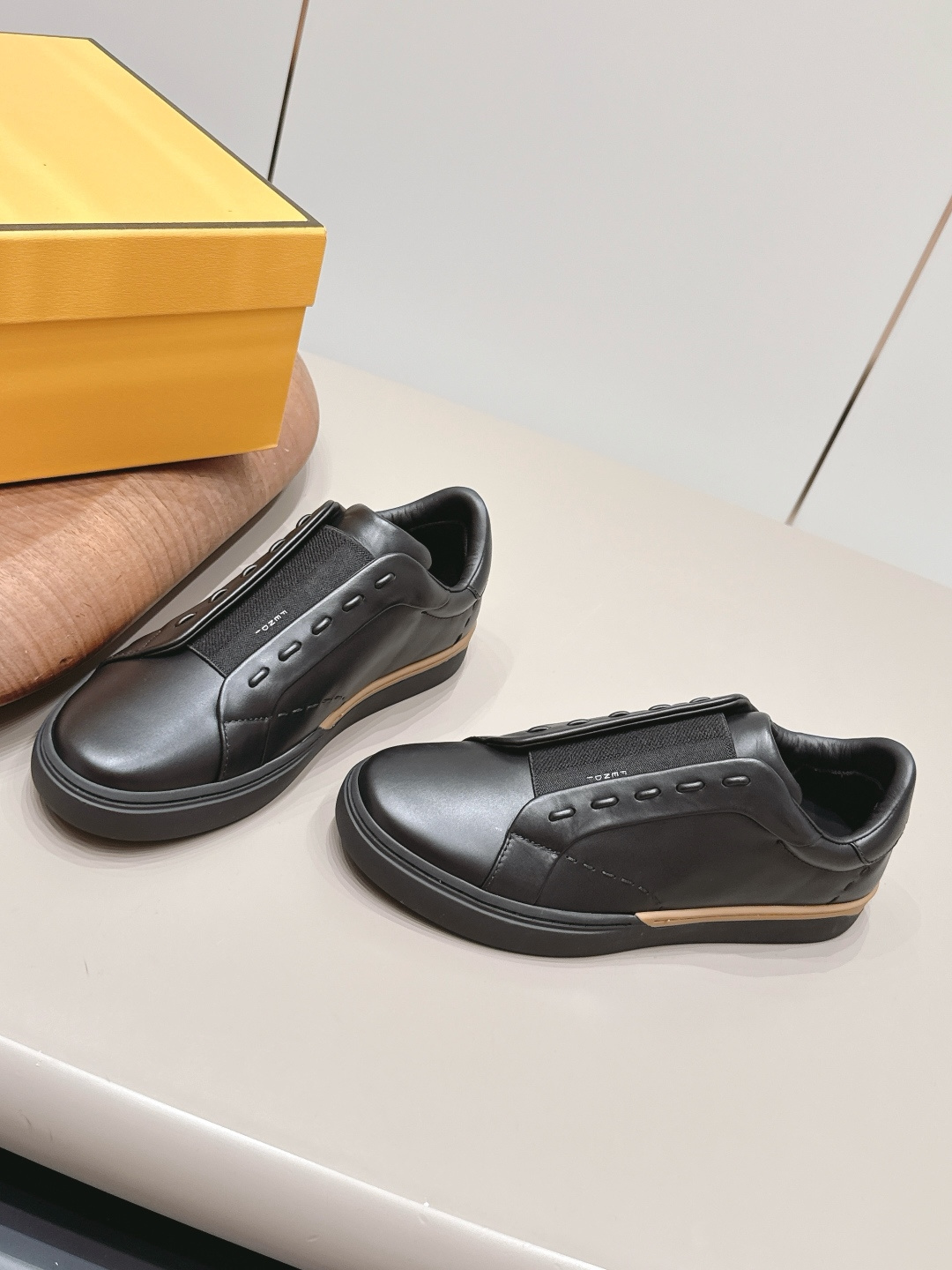Fendi Sneakers