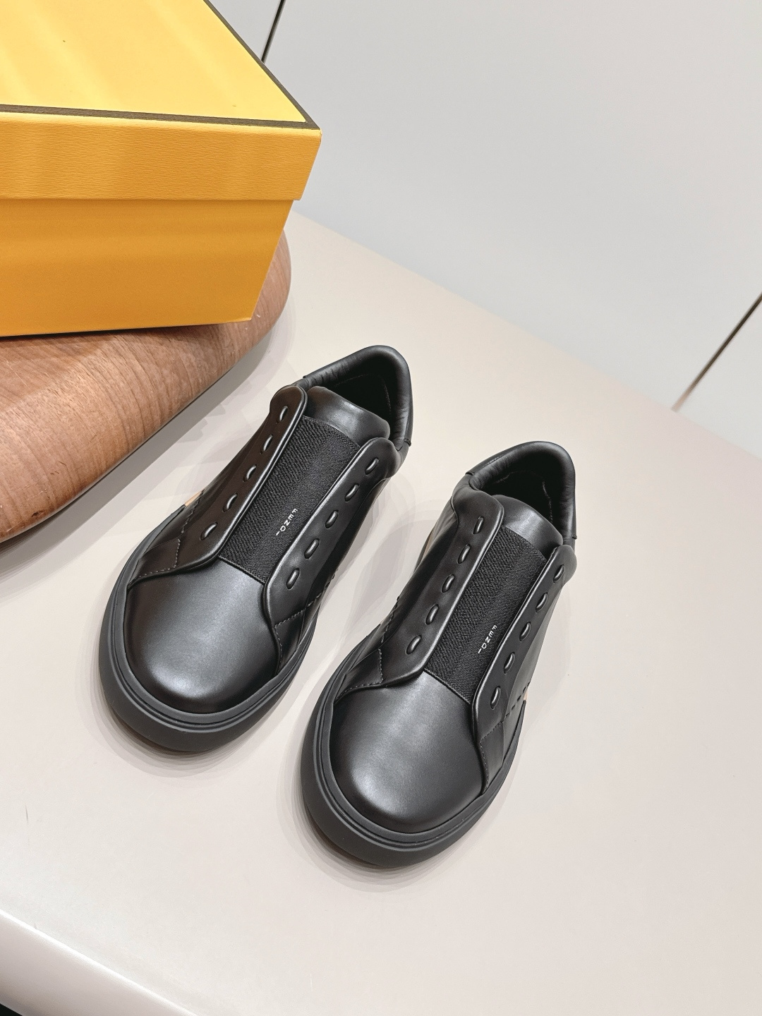 Fendi Sneakers