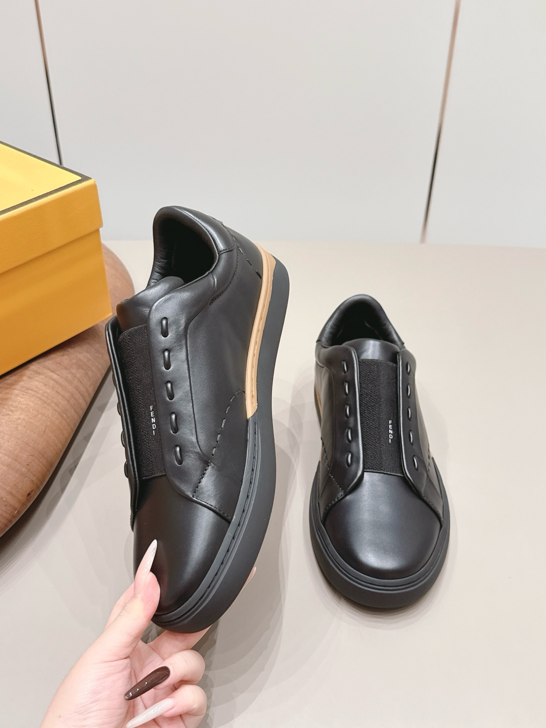 Fendi Sneakers